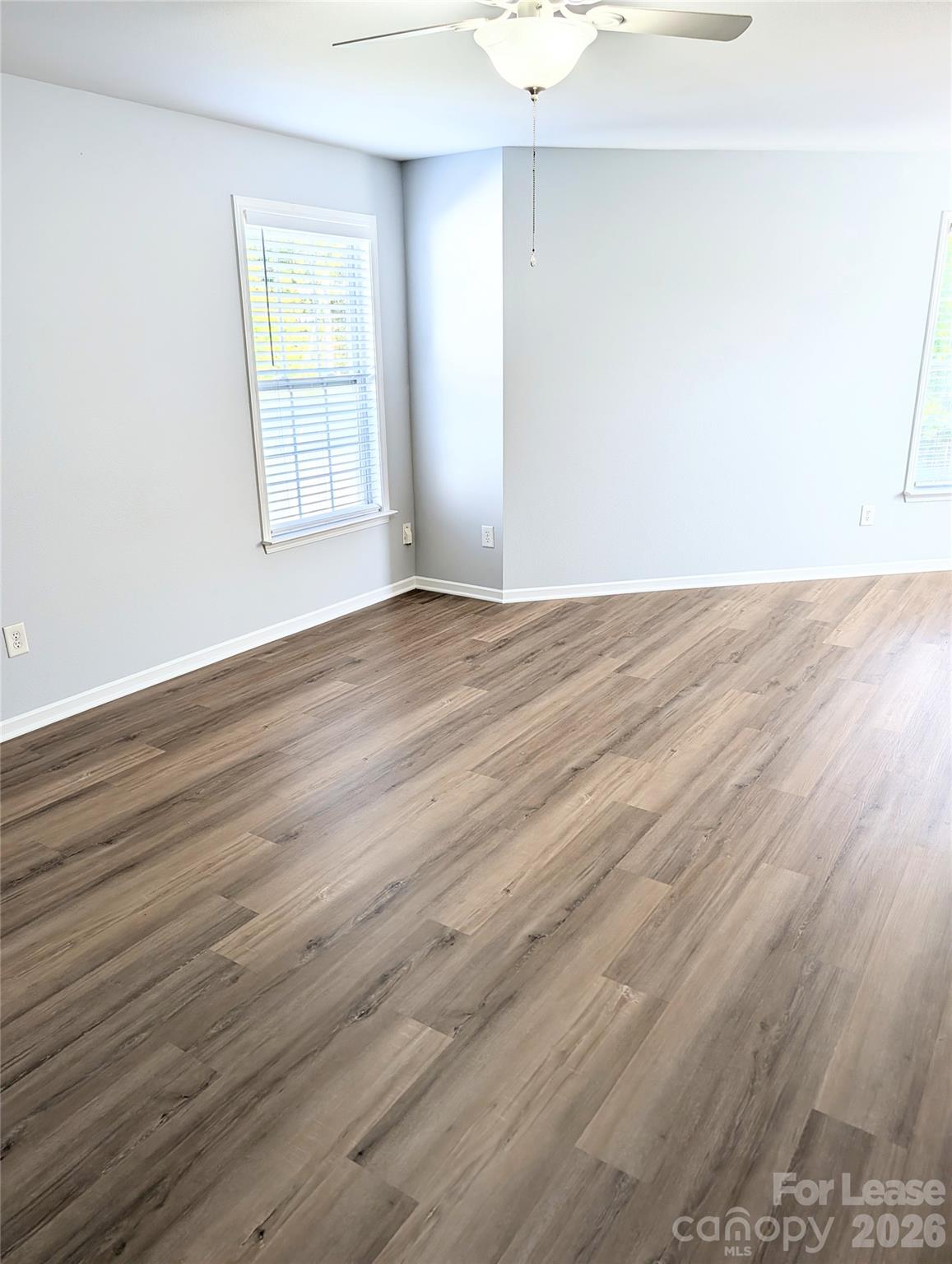 2562 Spring Breeze Way Property Photo 12