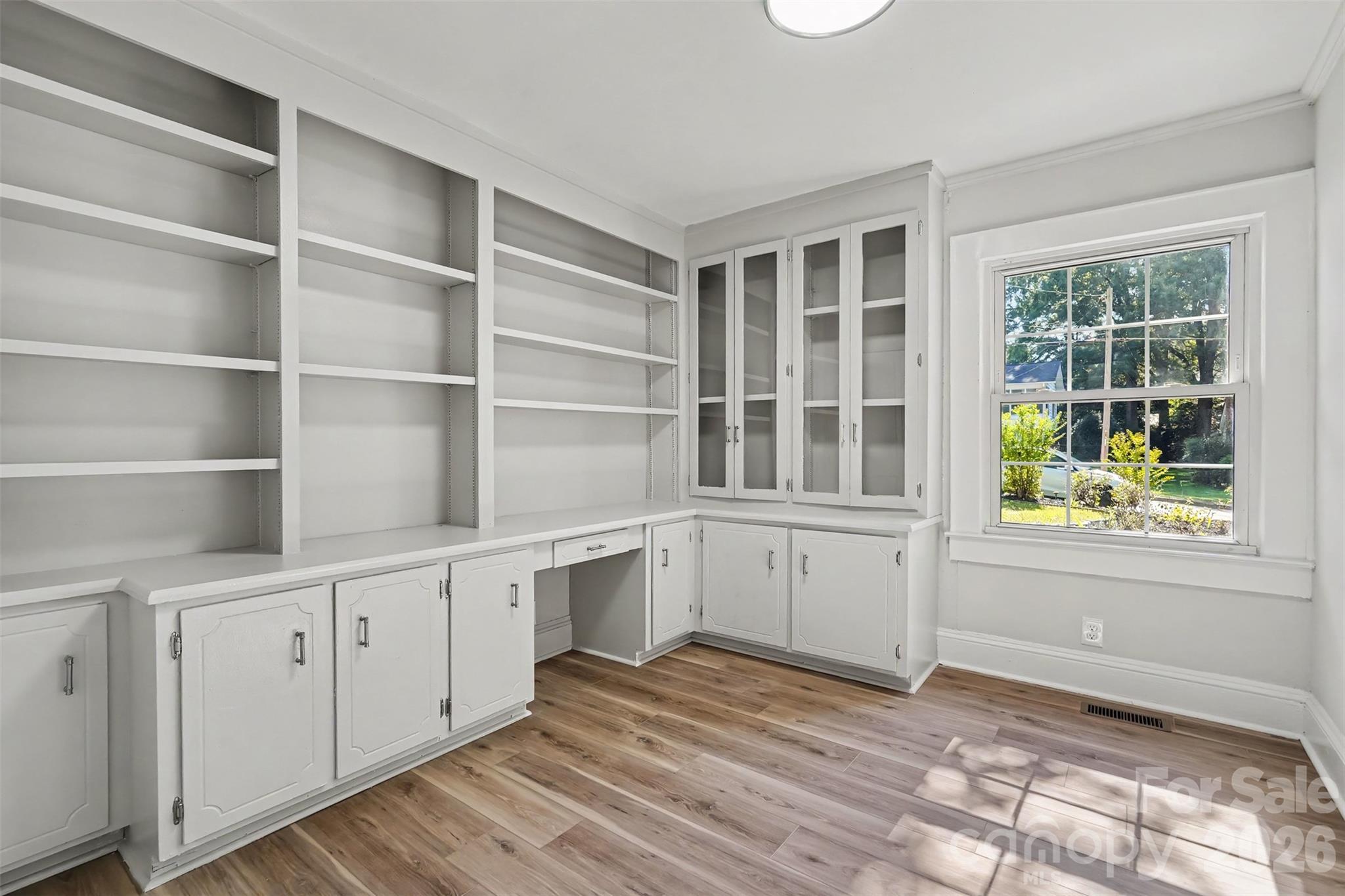 110 Hillside Avenue Property Photo 26