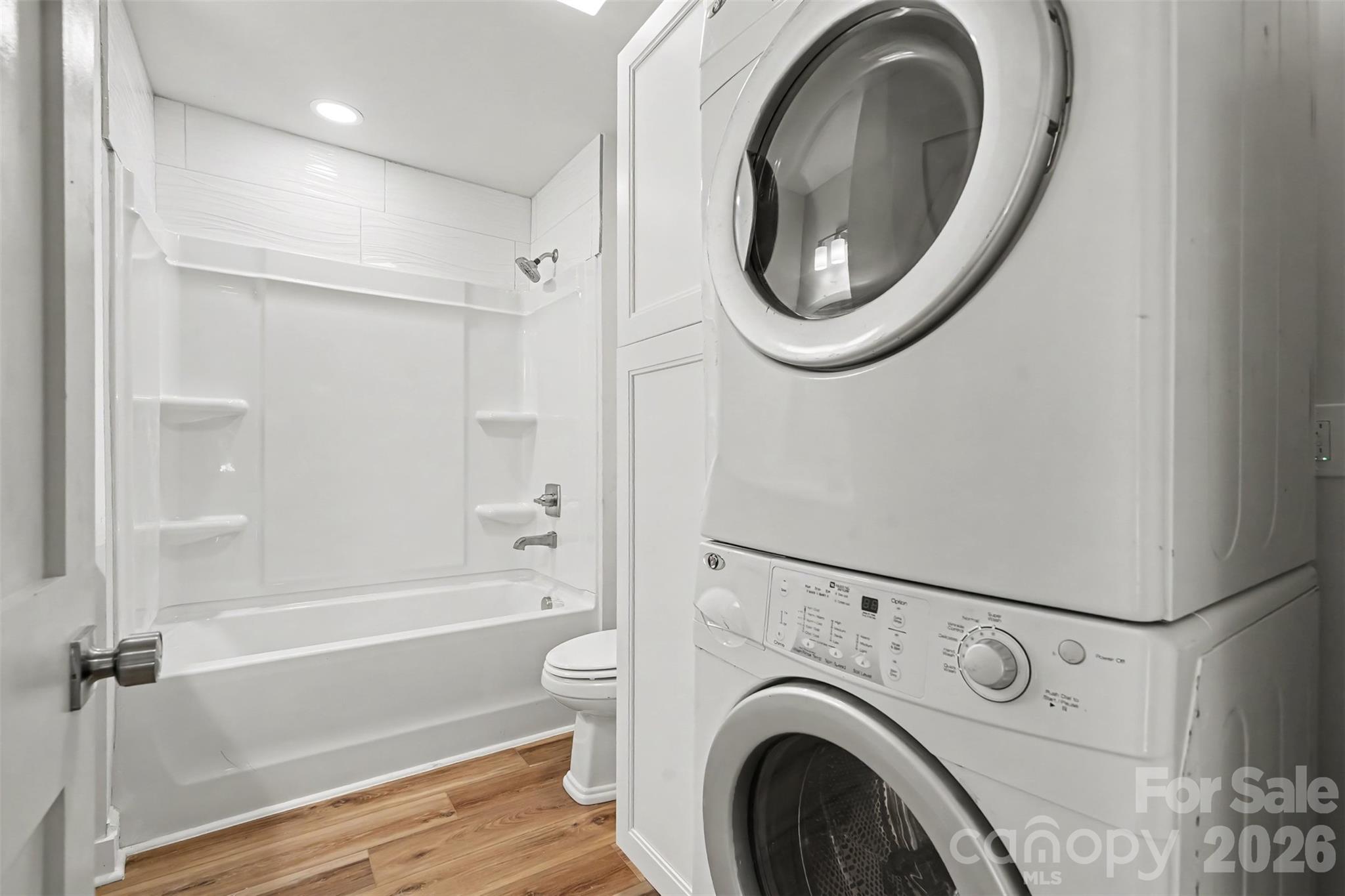 110 Hillside Avenue Property Photo 28