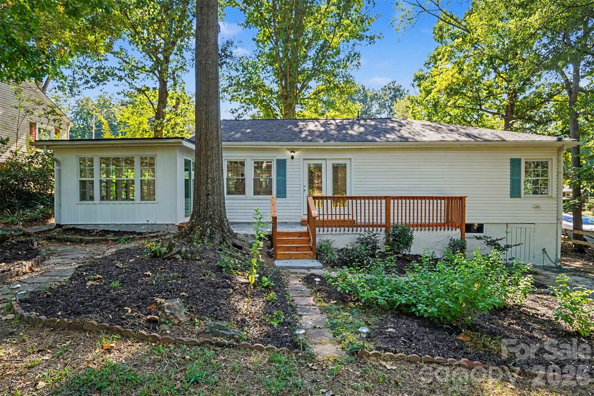 110 Hillside Avenue Property Photo 31