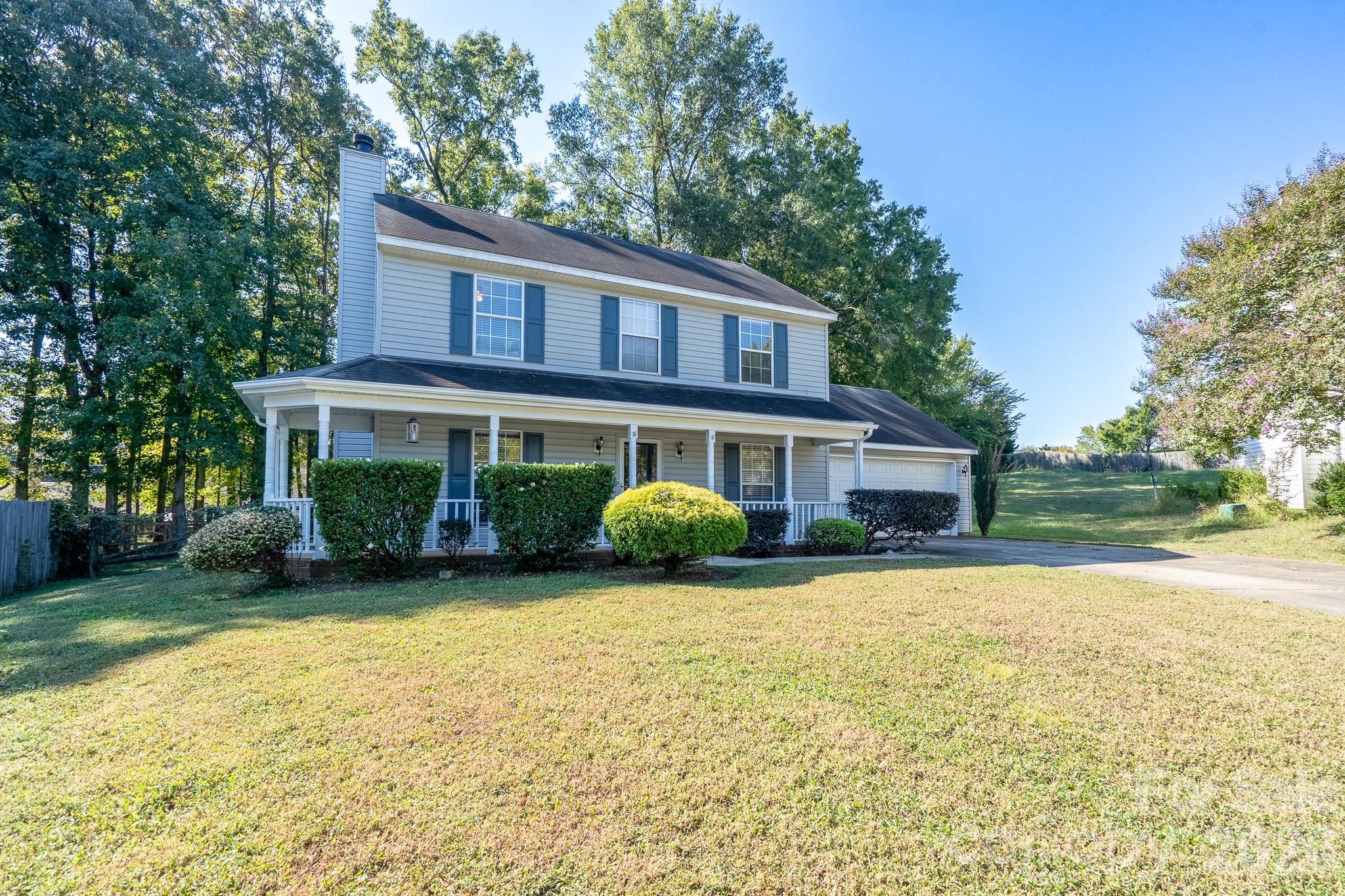14200 Lavender Trace Court Property Photo 3