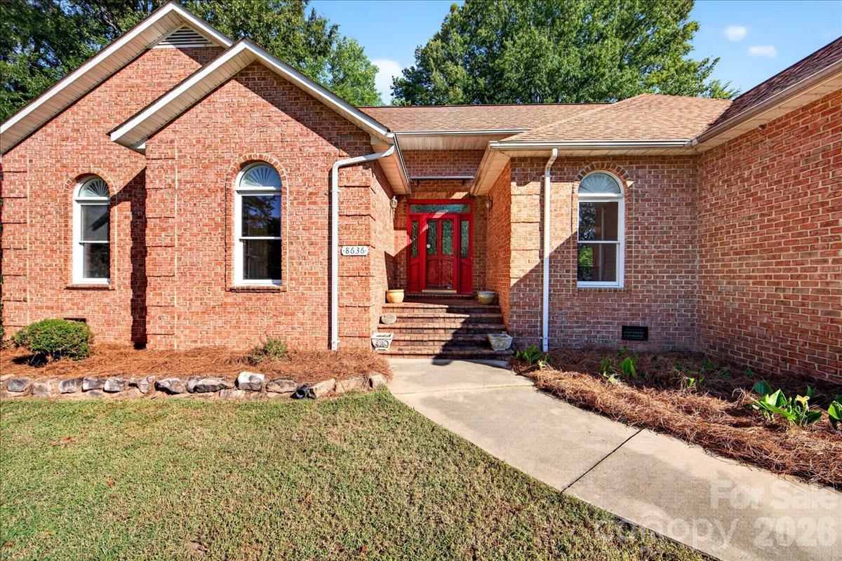 8636 Sherrills Creek Drive Property Photo 7
