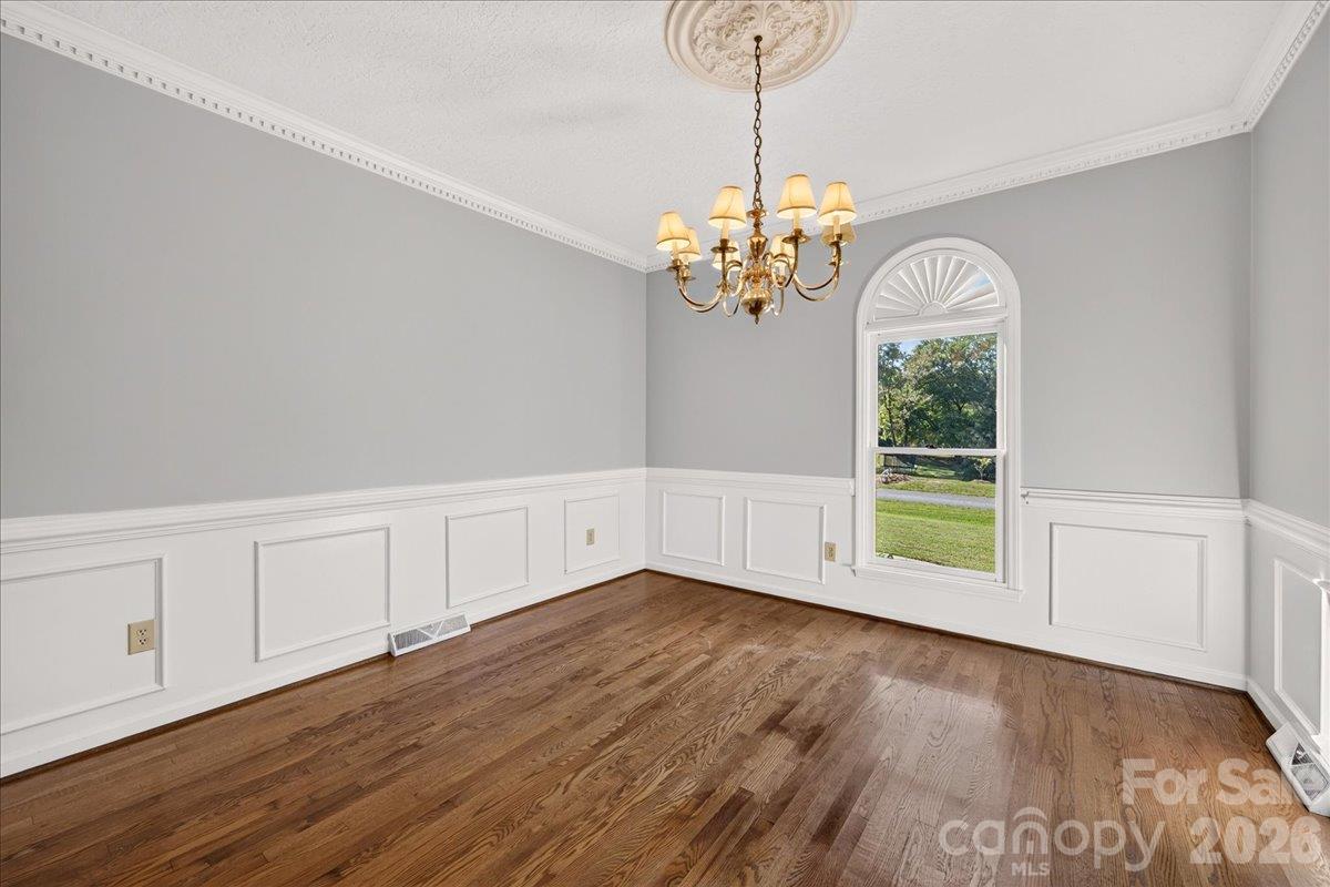 8636 Sherrills Creek Drive Property Photo 12