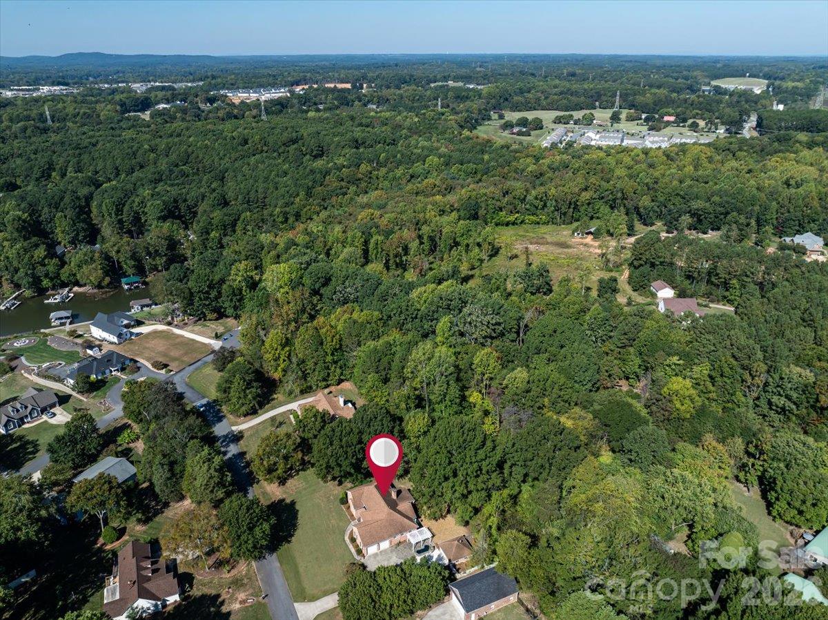 8636 Sherrills Creek Drive Property Photo 48
