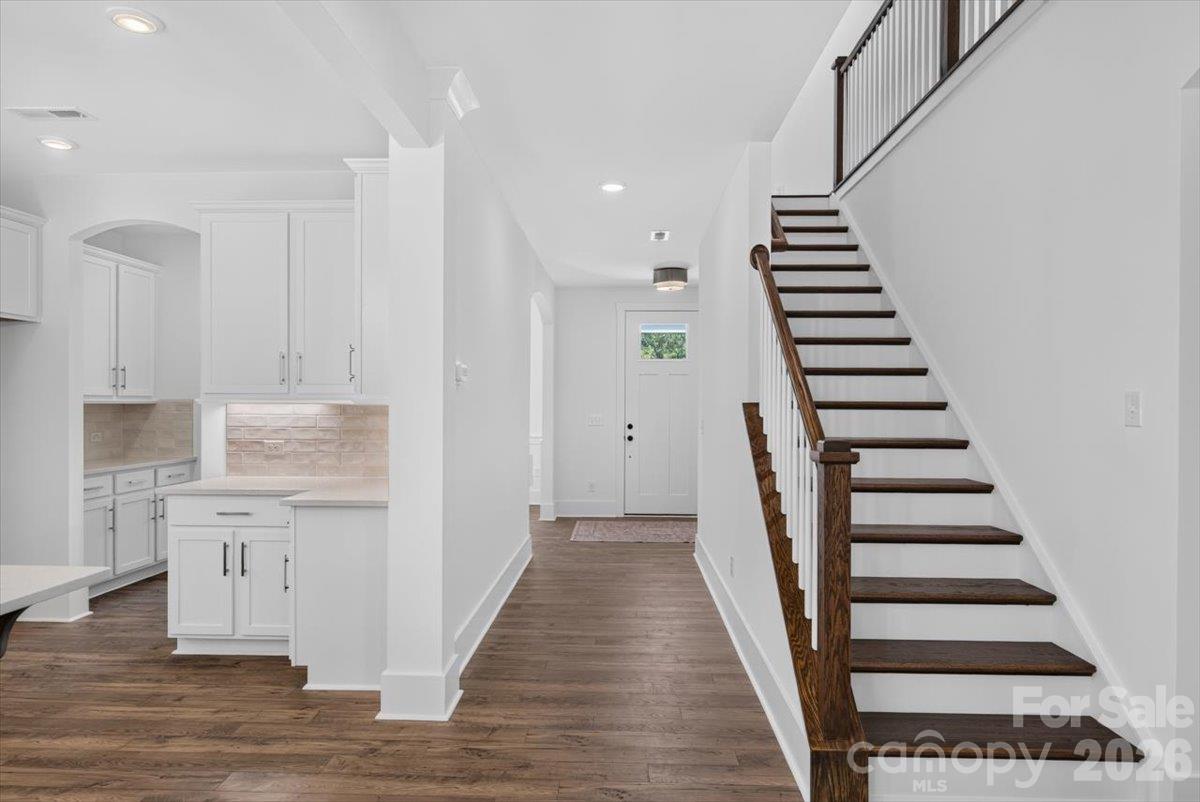 4927 Potter Road Property Photo 11