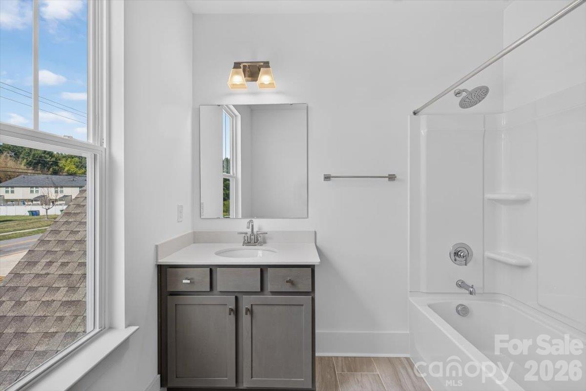 4927 Potter Road Property Photo 23