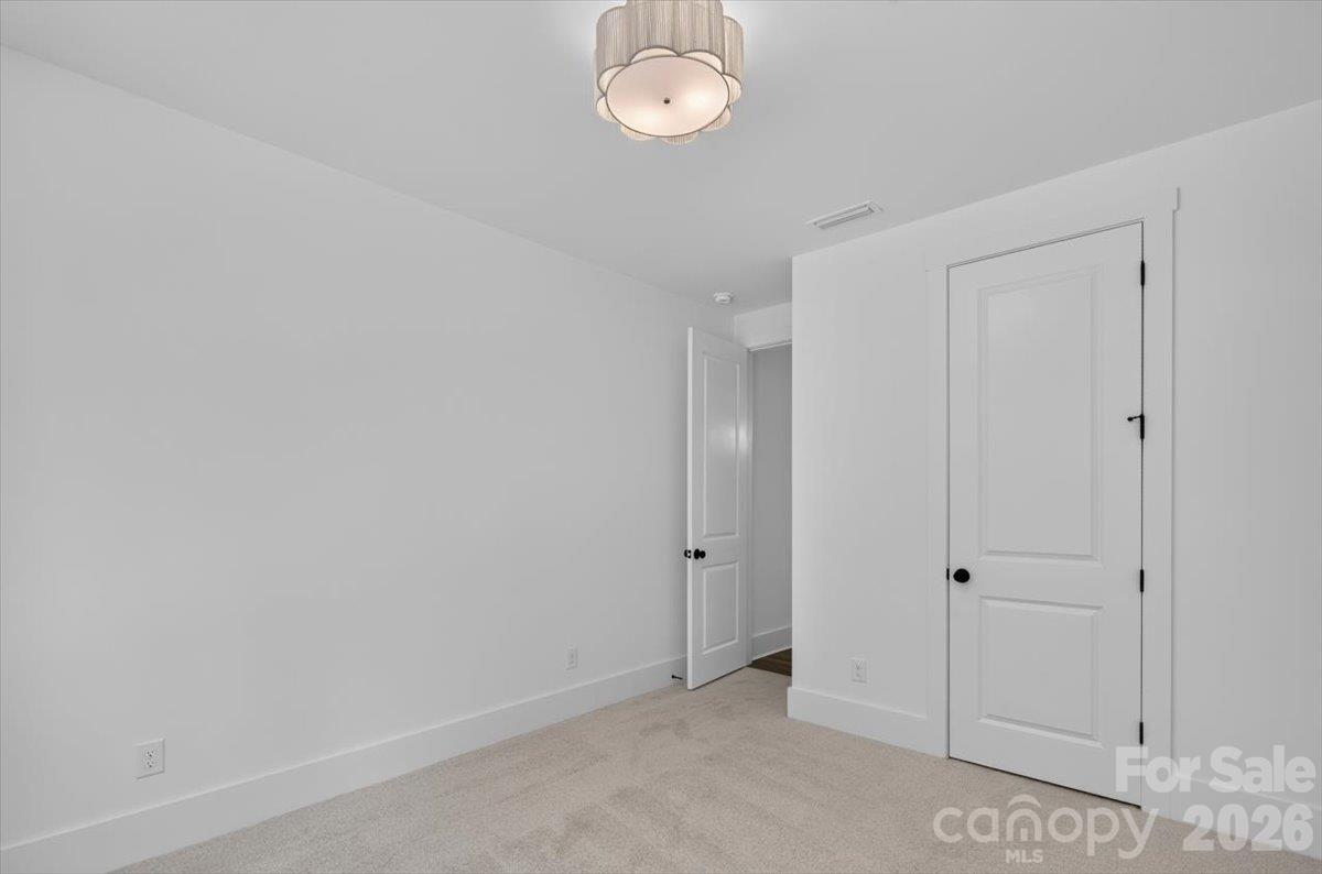 4927 Potter Road Property Photo 26