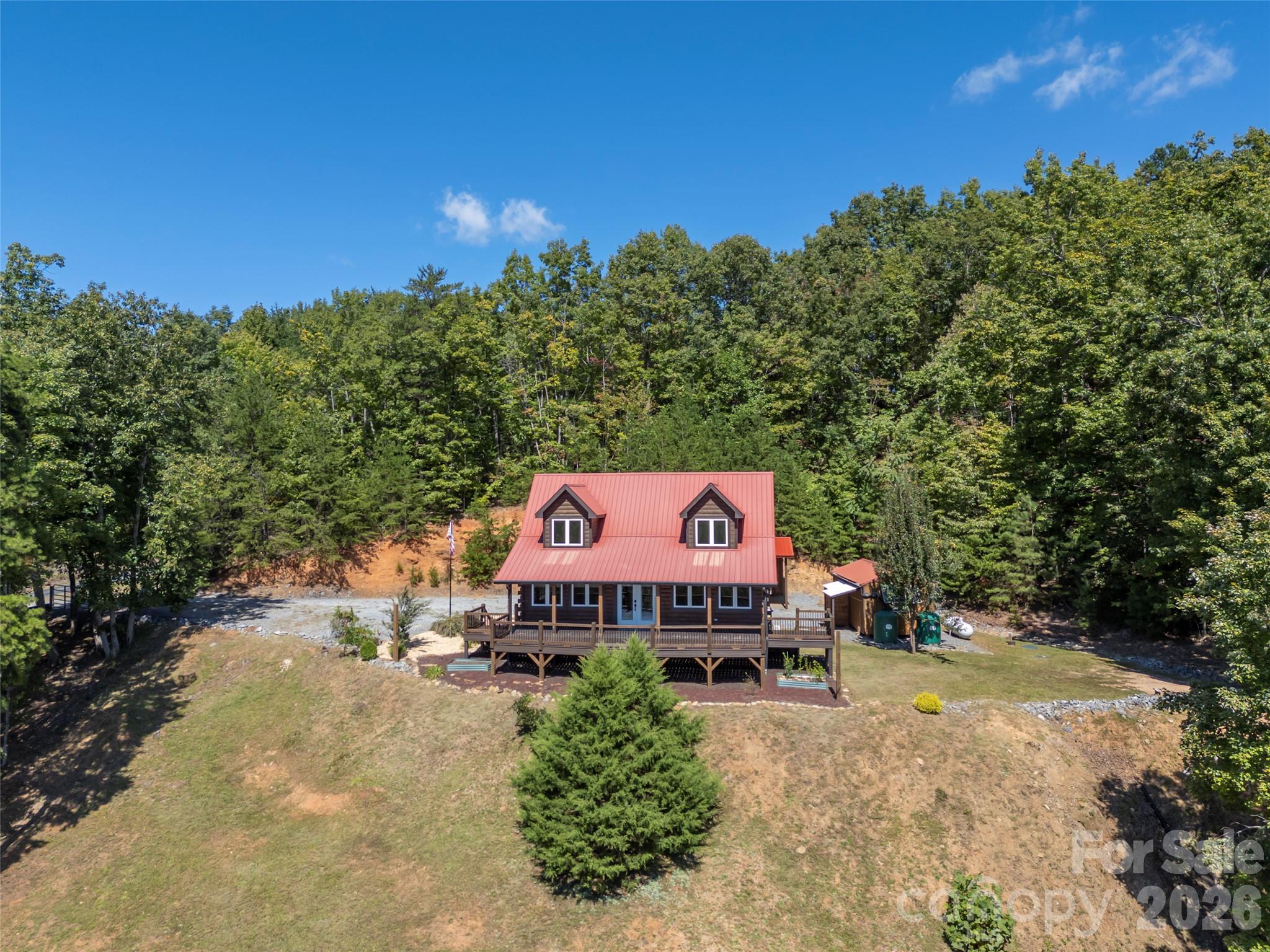 642 Mountain Lookout Drive Property Photo 6