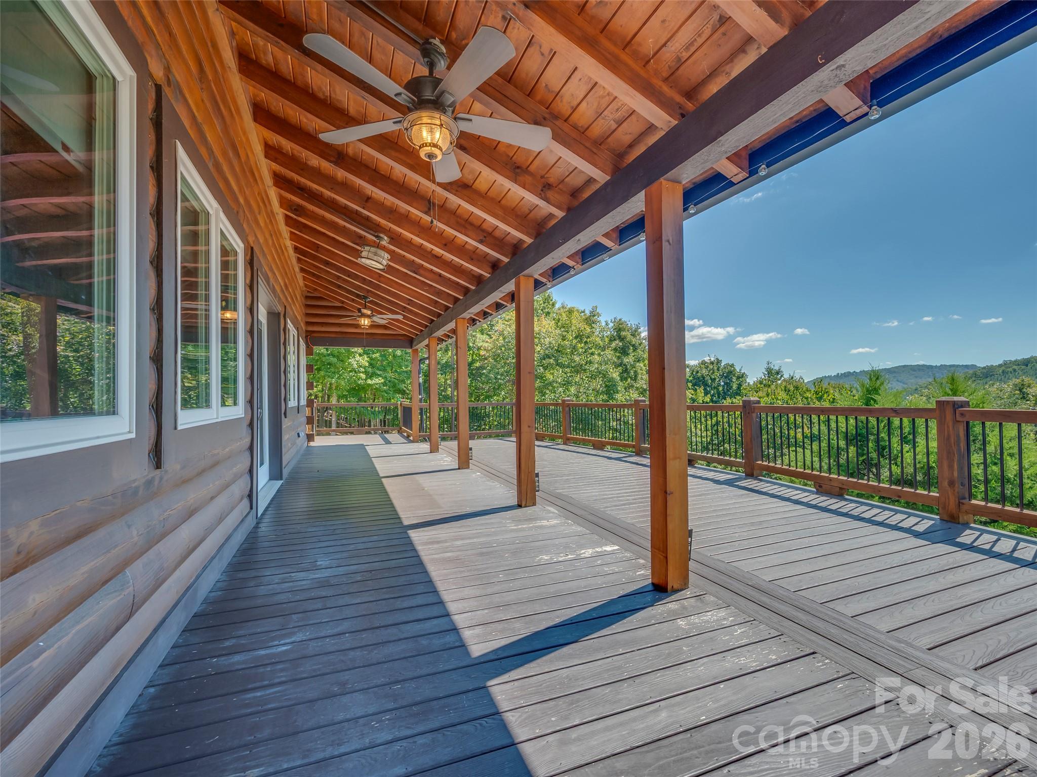 642 Mountain Lookout Drive Property Photo 8
