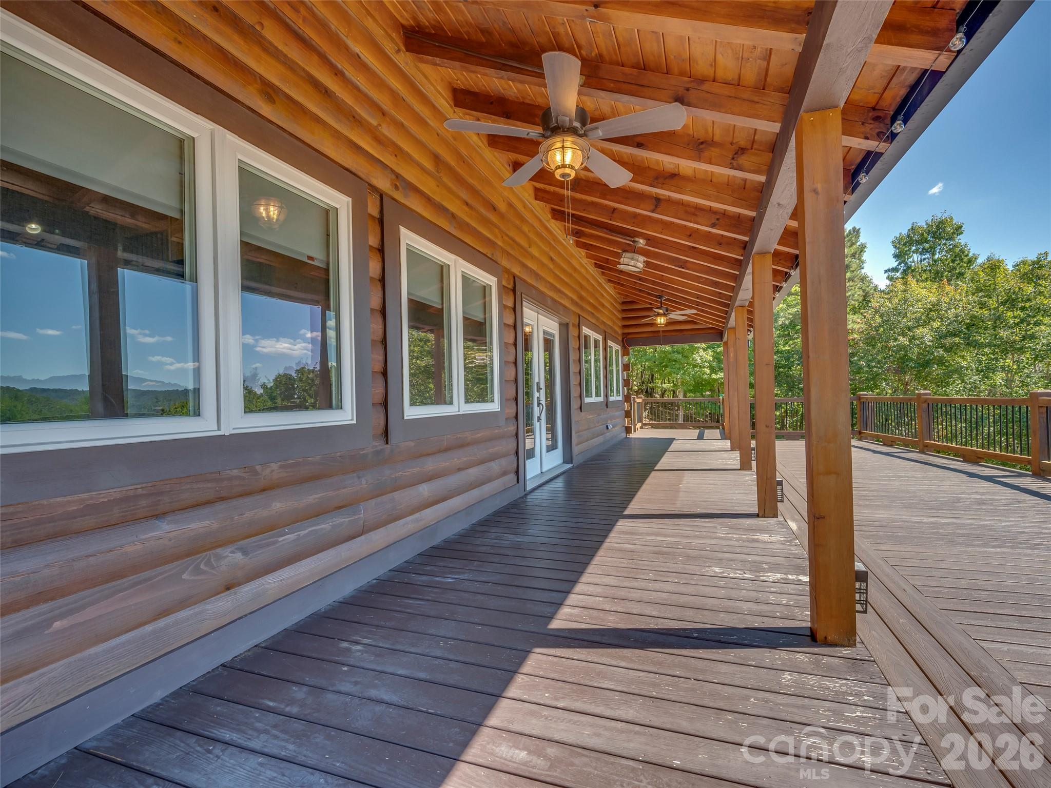 642 Mountain Lookout Drive Property Photo 9
