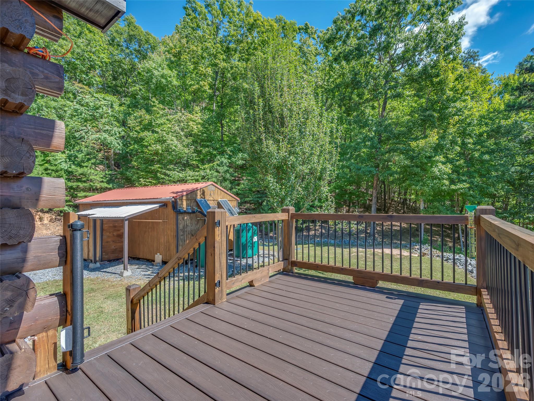 642 Mountain Lookout Drive Property Photo 12
