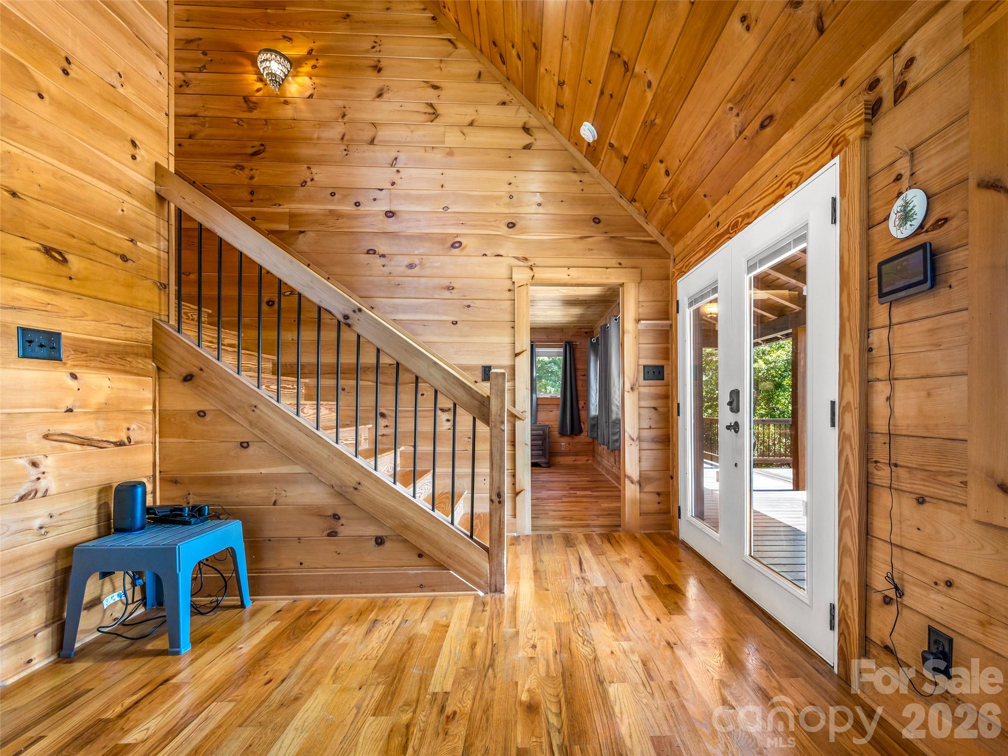 642 Mountain Lookout Drive Property Photo 14