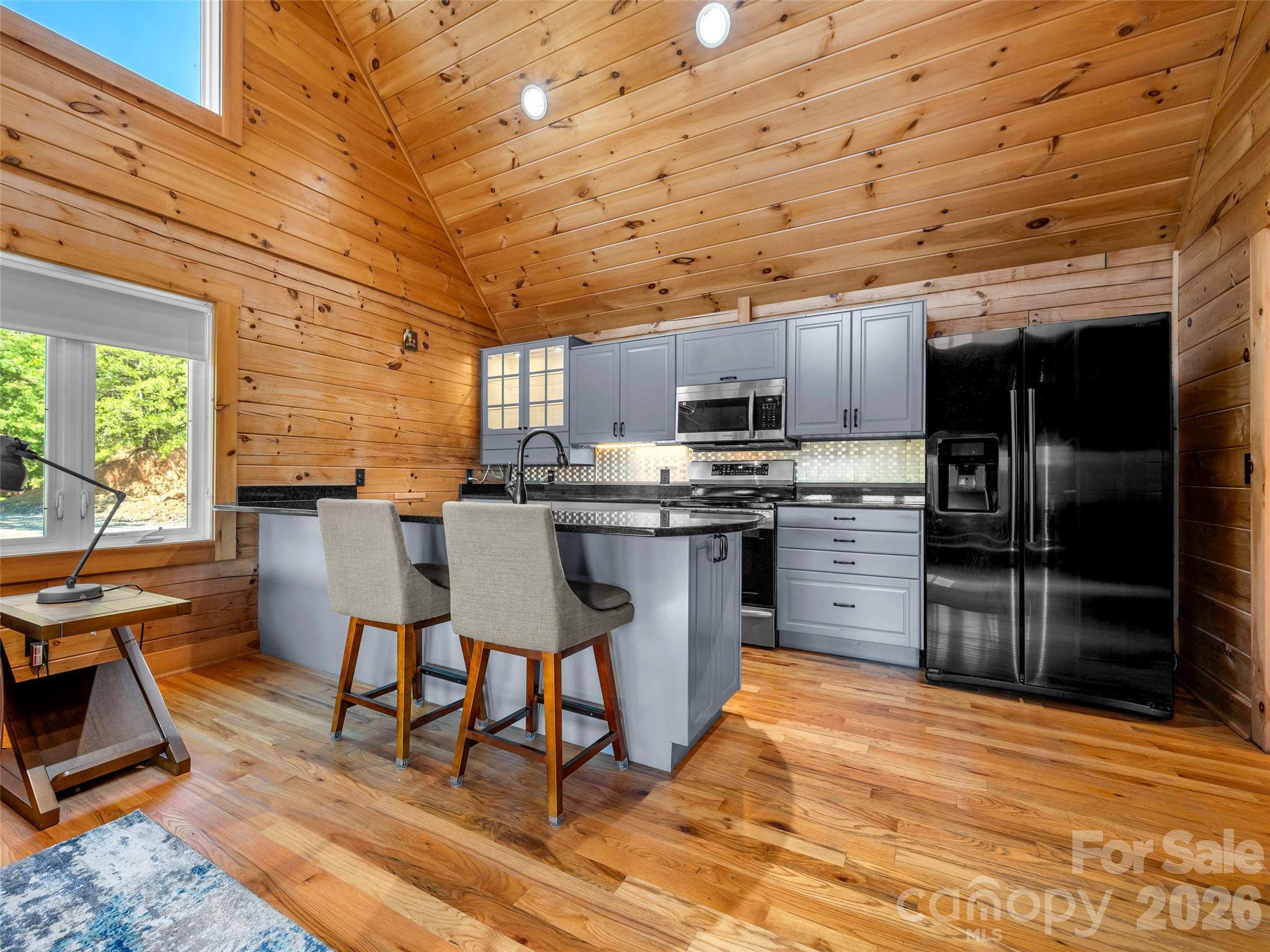642 Mountain Lookout Drive Property Photo 19