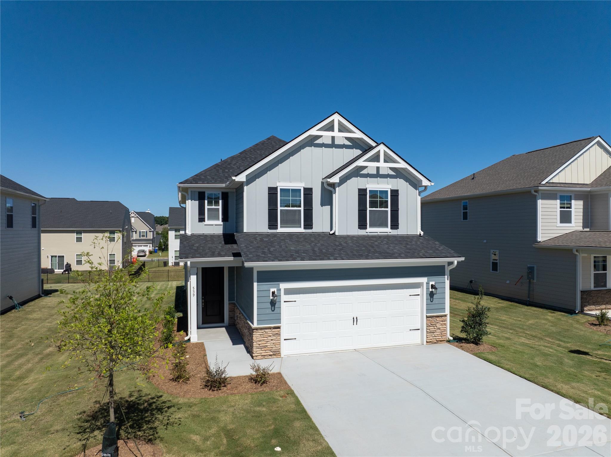 539 Larragan Drive Property Photo 1