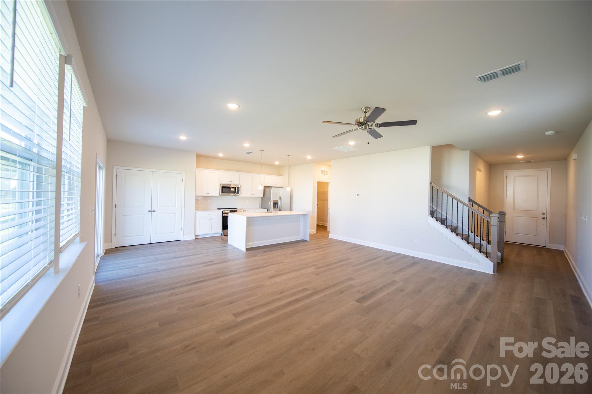539 Larragan Drive Property Photo 6
