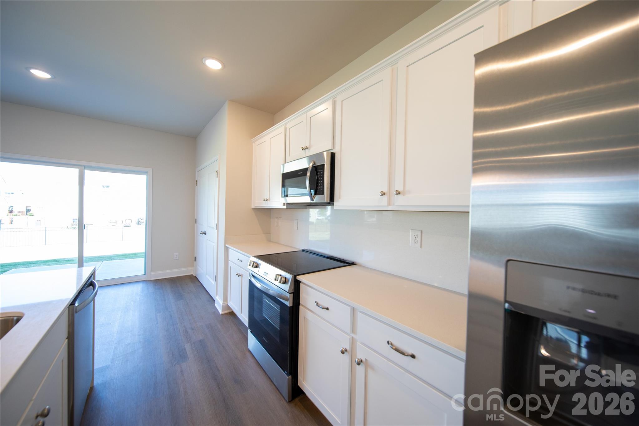 539 Larragan Drive Property Photo 12