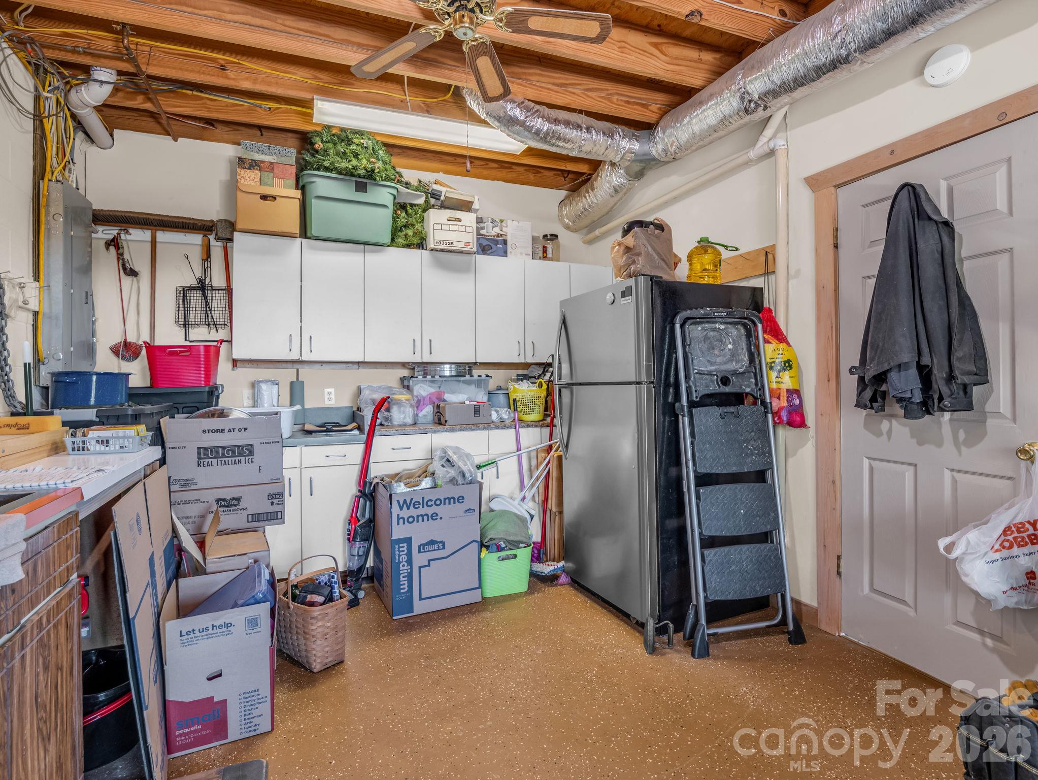 762 Valley View Drive Property Photo 34