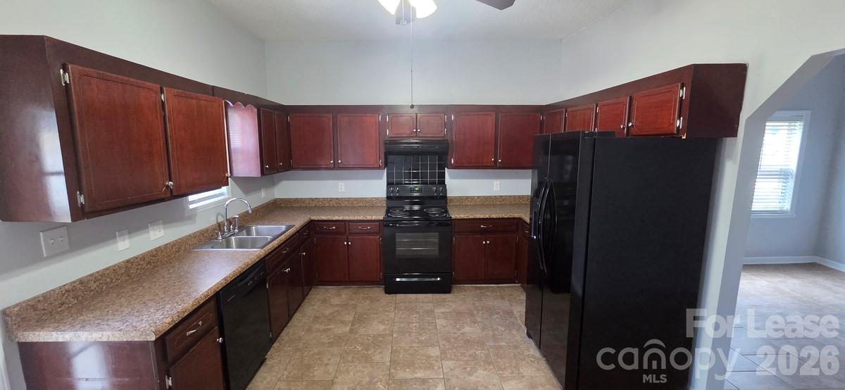 50 Central Avenue Property Photo 5