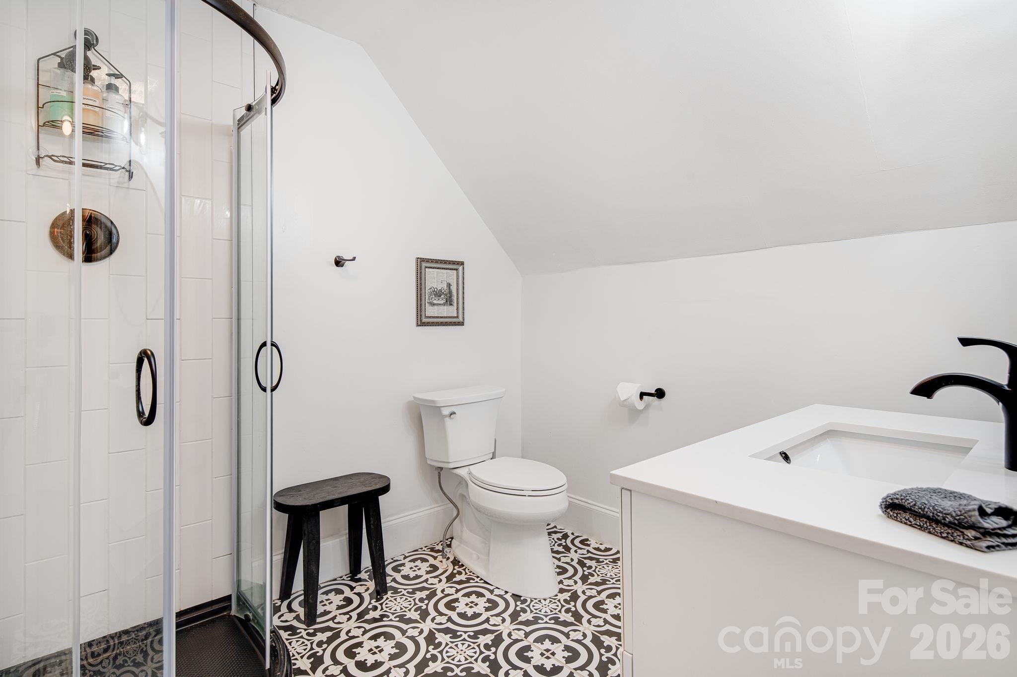 101 Mcfalls Road Property Photo 27