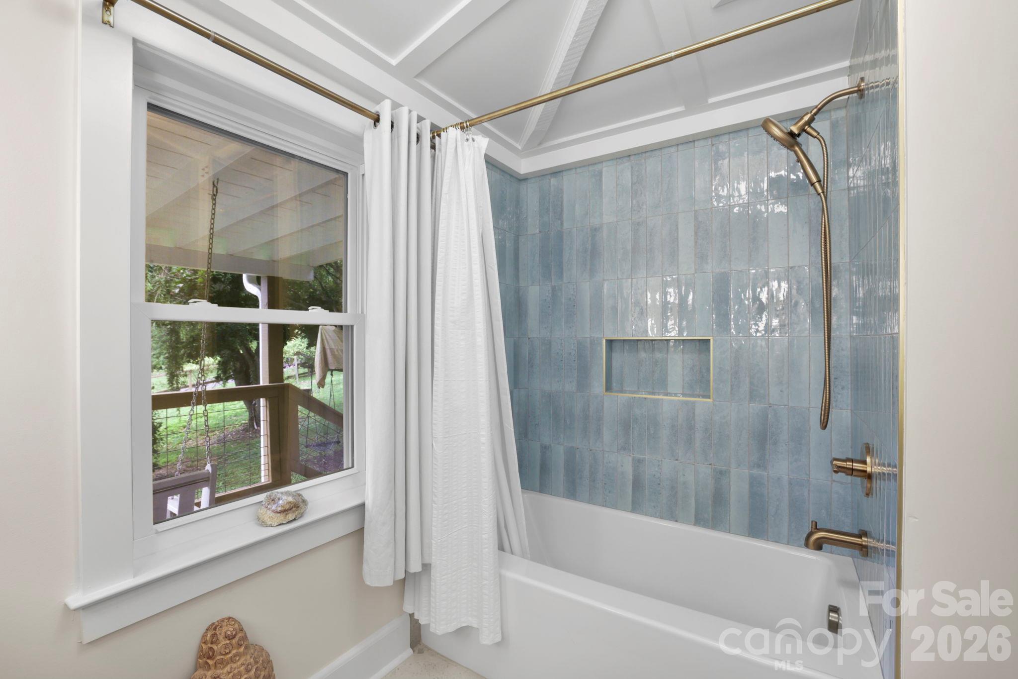 2252 Riceville Road 1 Property Photo 22
