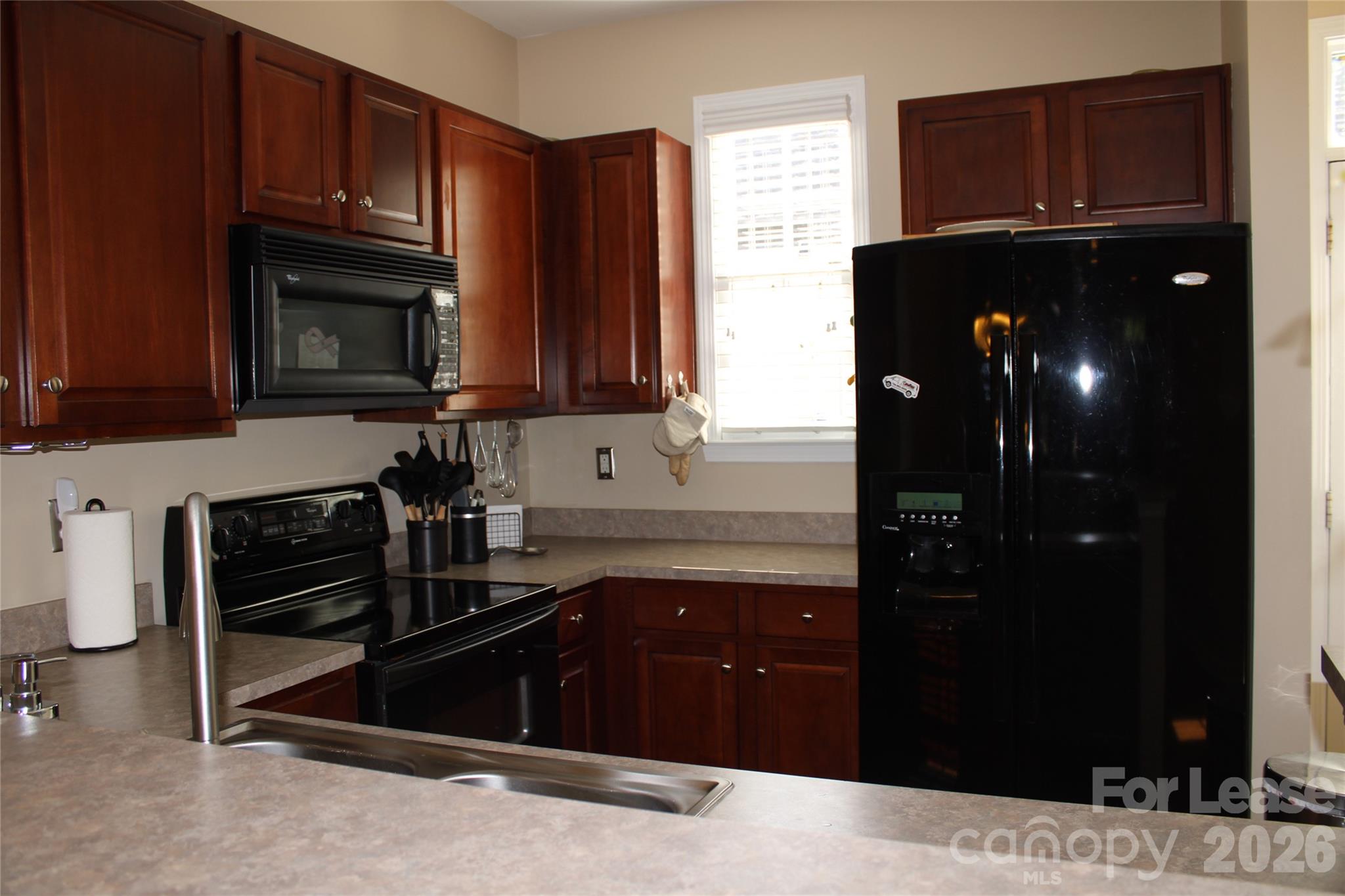 13708 Anthea Lane Property Photo 5