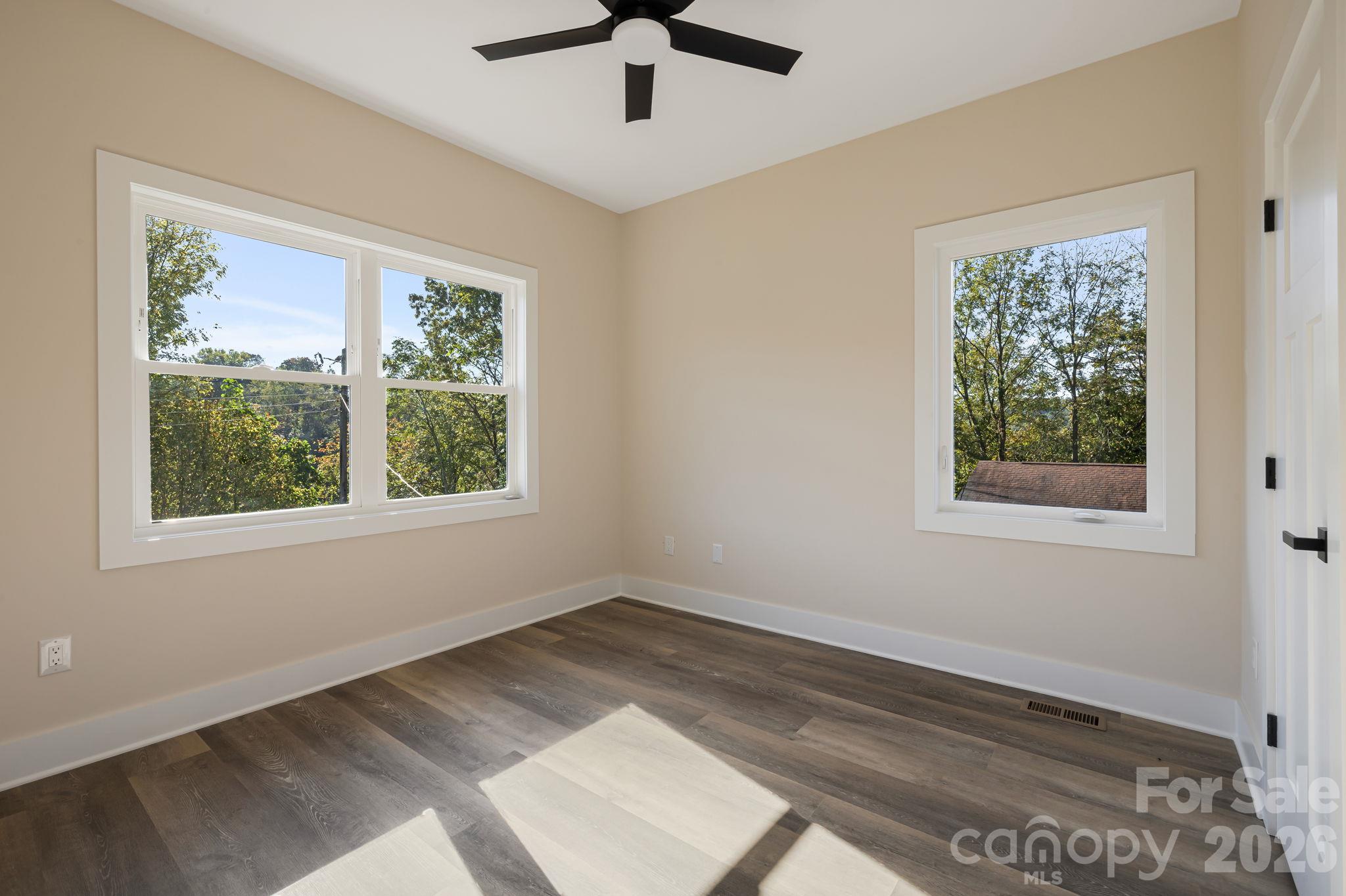 31 Elkwood Avenue Property Photo 27