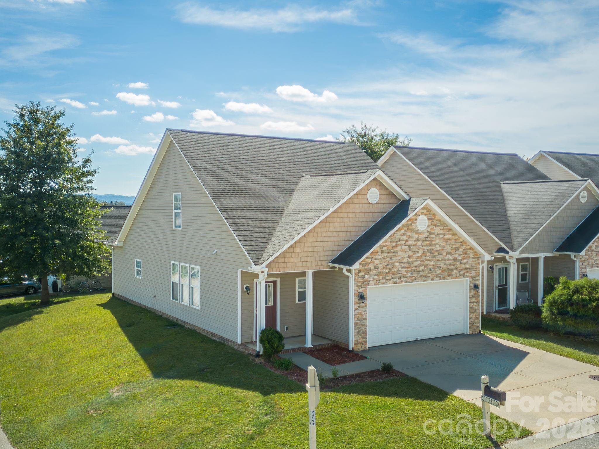 15 Chowan Drive Property Photo 2