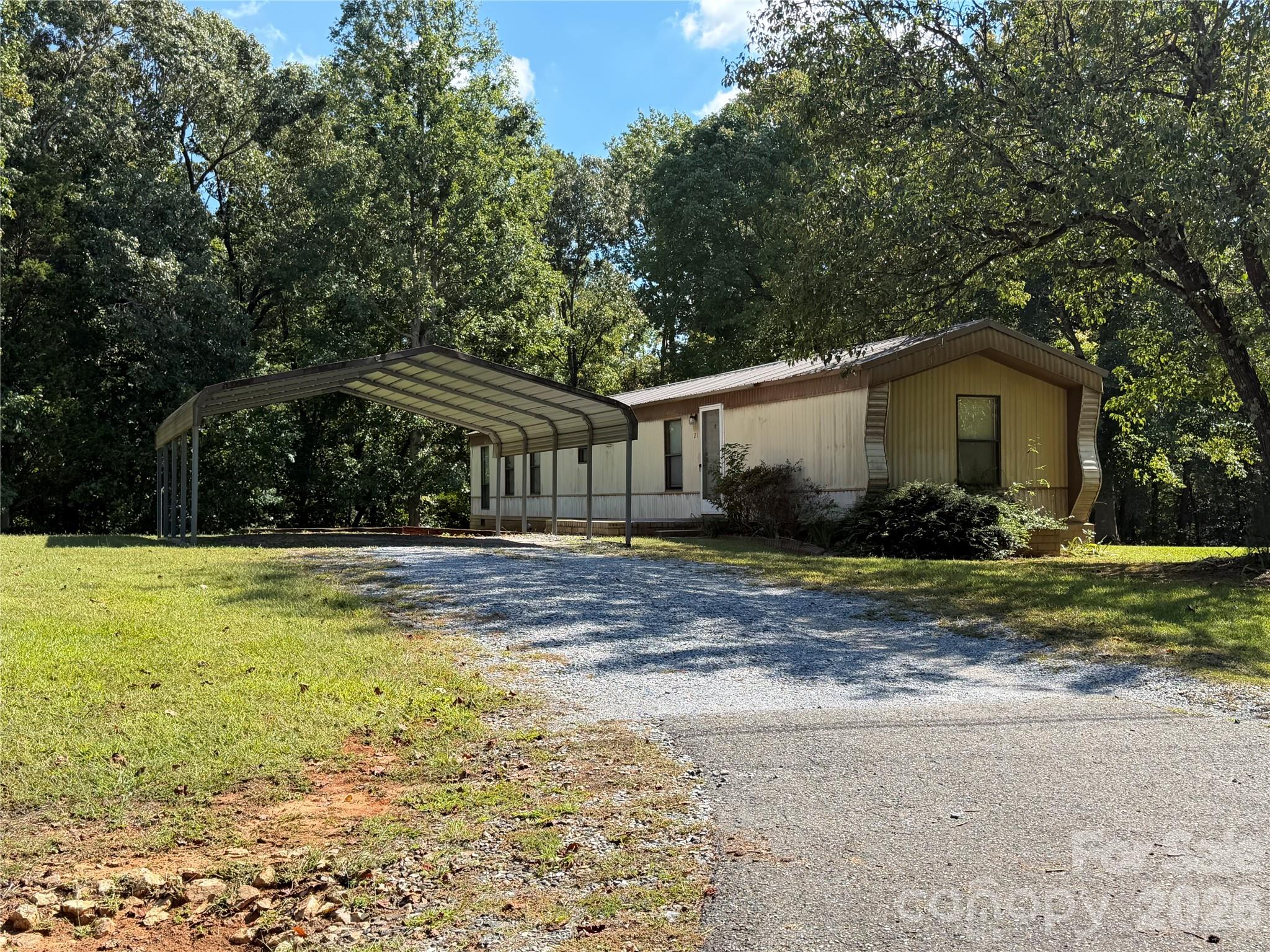 125 Tanya Lane Property Photo 2
