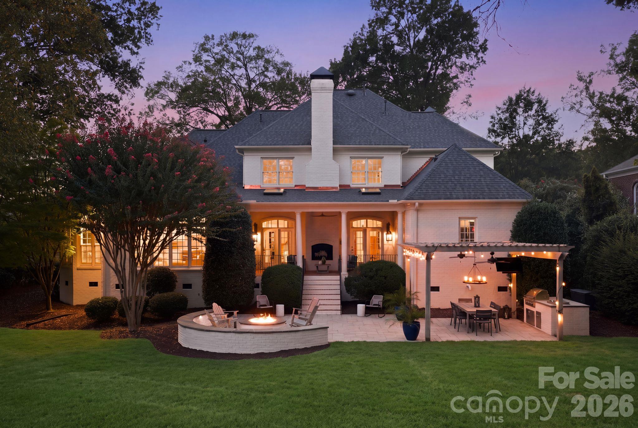 2419 Overhill Road Property Photo 4