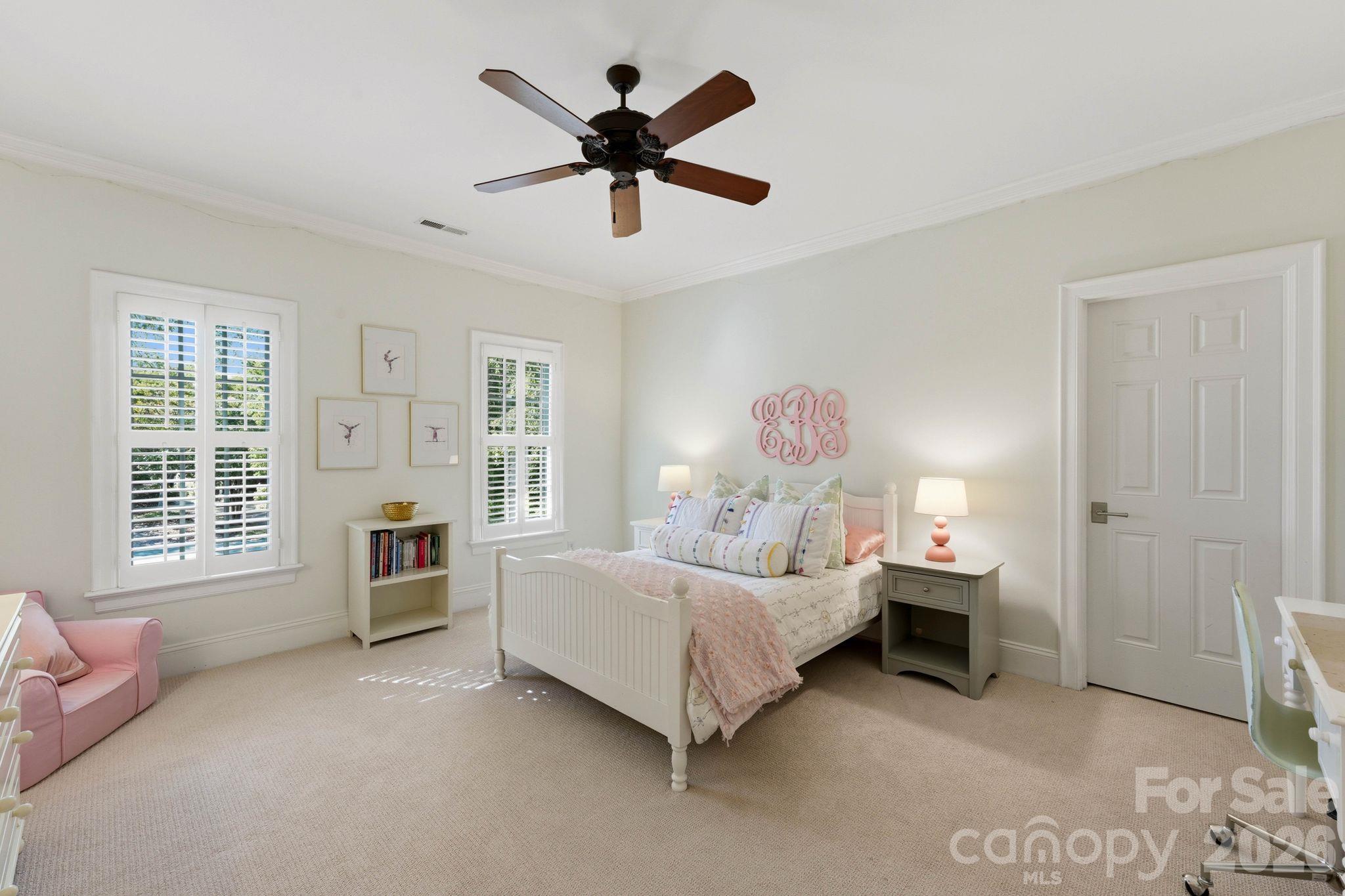 2419 Overhill Road Property Photo 39