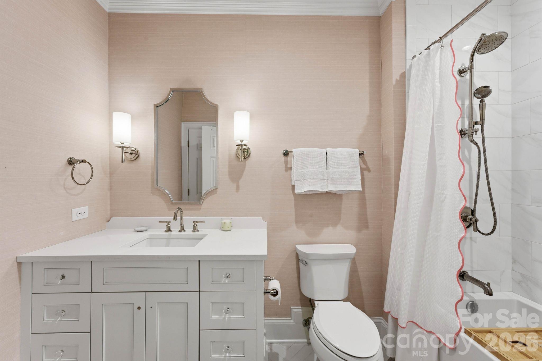 2419 Overhill Road Property Photo 40