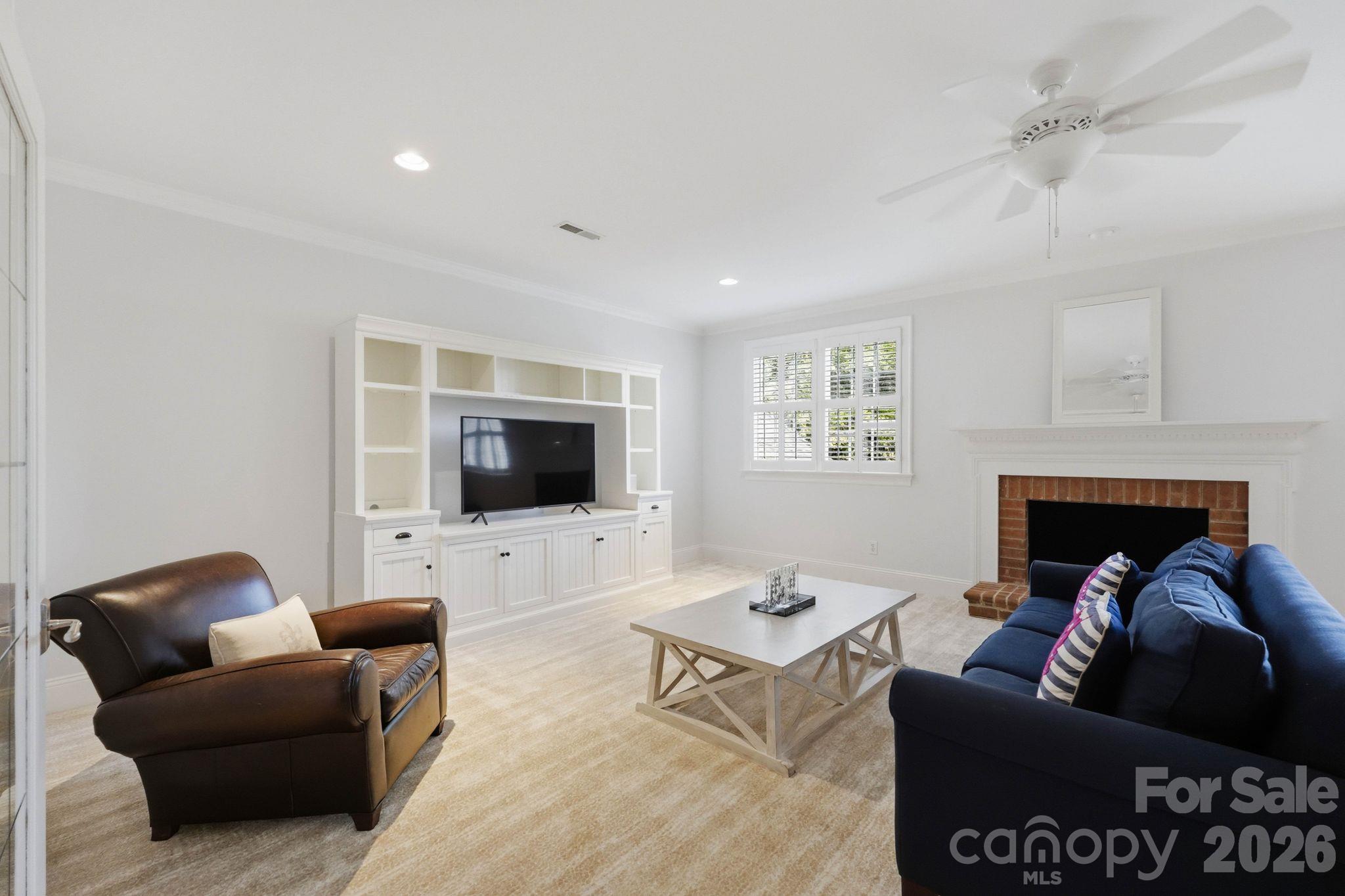 2419 Overhill Road Property Photo 41