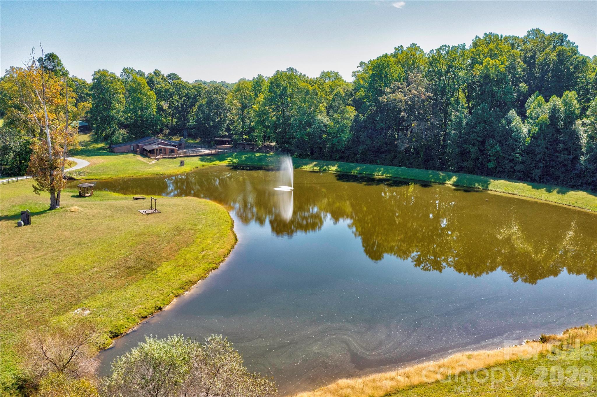 5542 Casar Road Property Photo 6