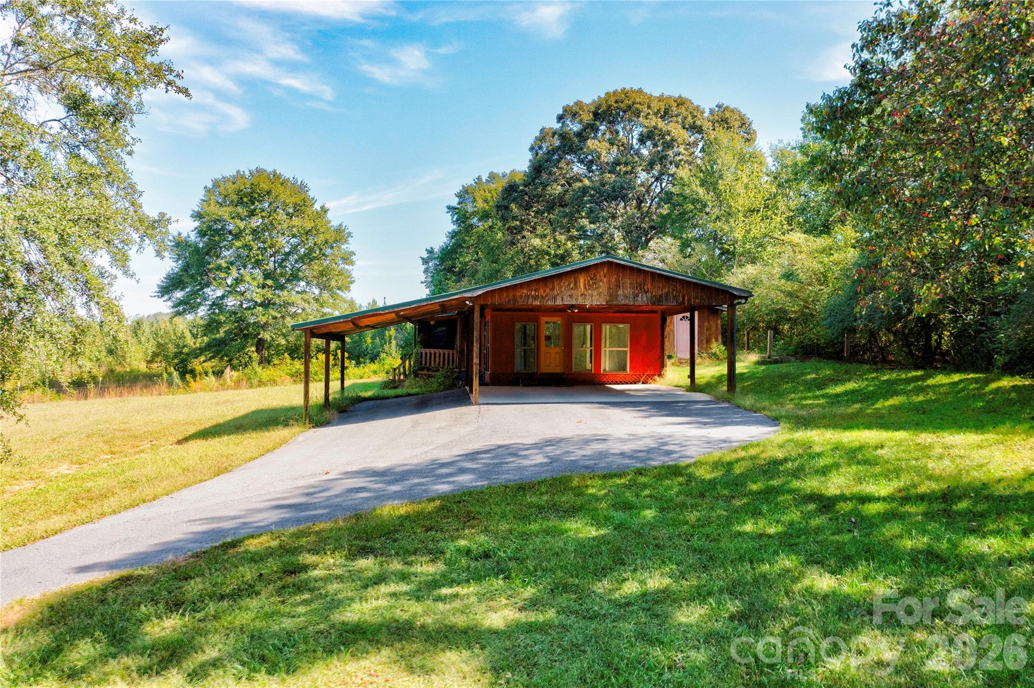 5542 Casar Road Property Photo 9