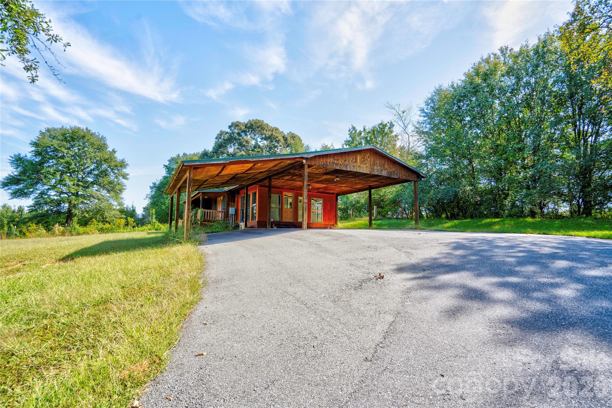 5542 Casar Road Property Photo 12