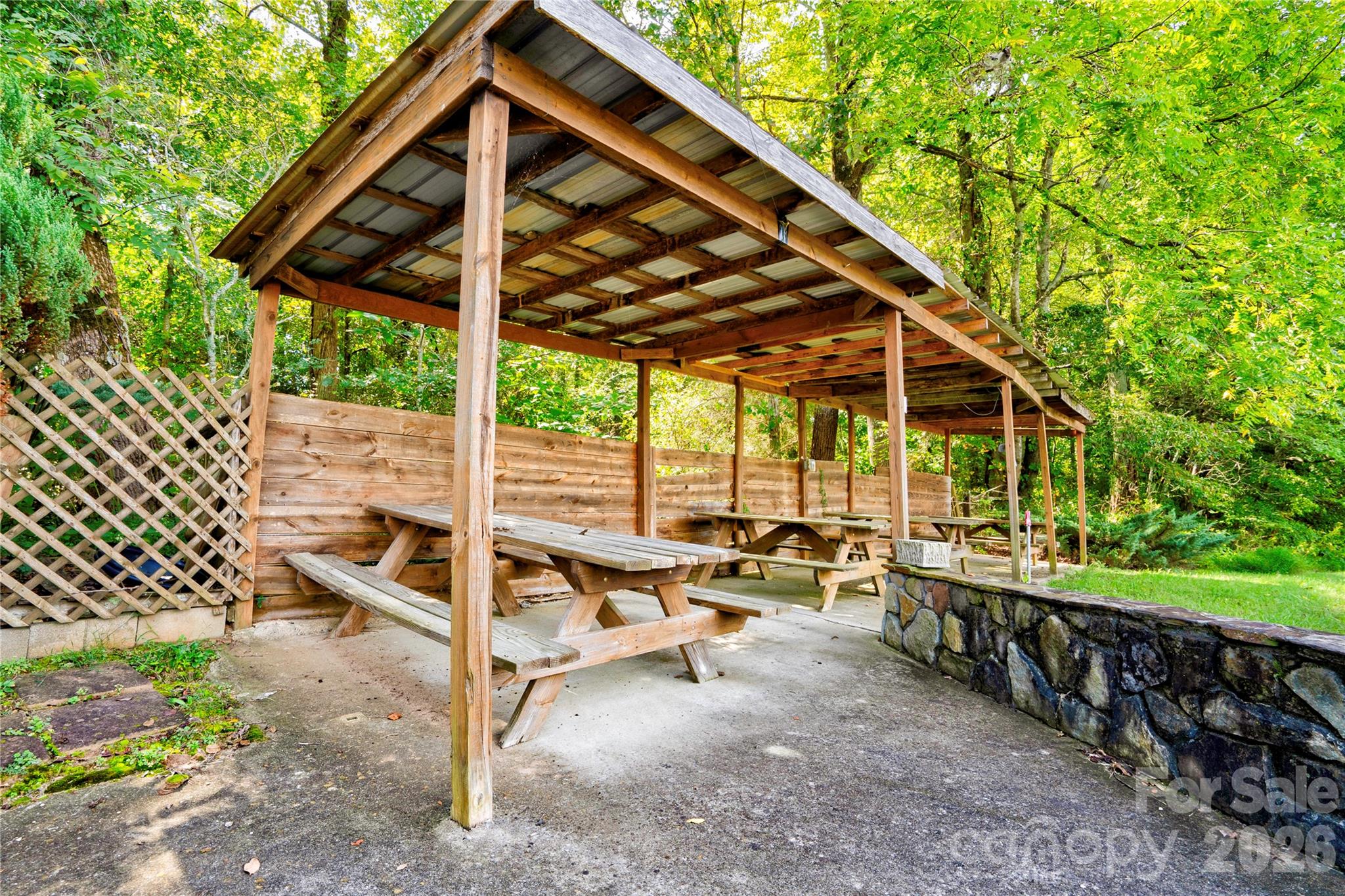 5542 Casar Road Property Photo 24