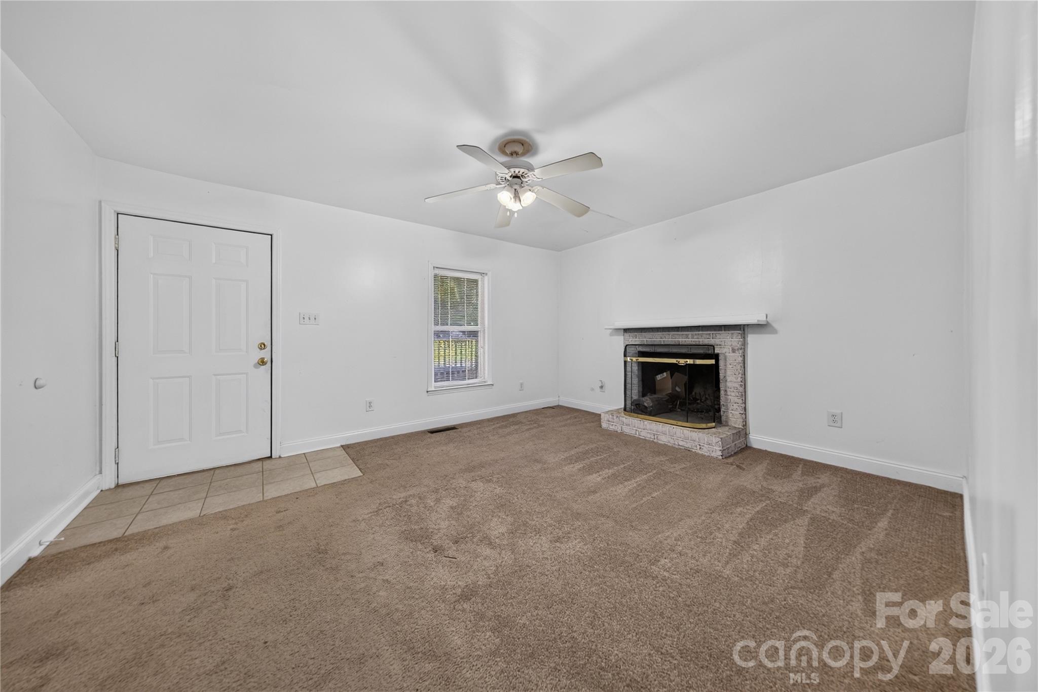 7572 Charlotte Highway Property Photo 4