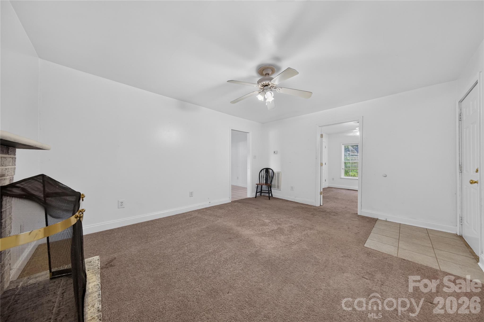 7572 Charlotte Highway Property Photo 6