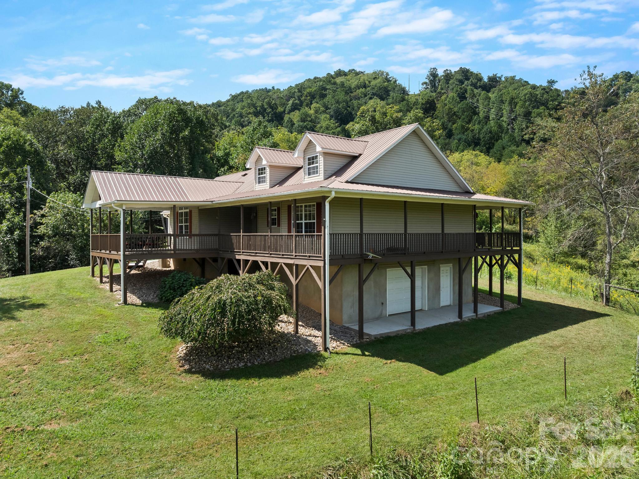 170 Yates Cove Road Property Photo 3