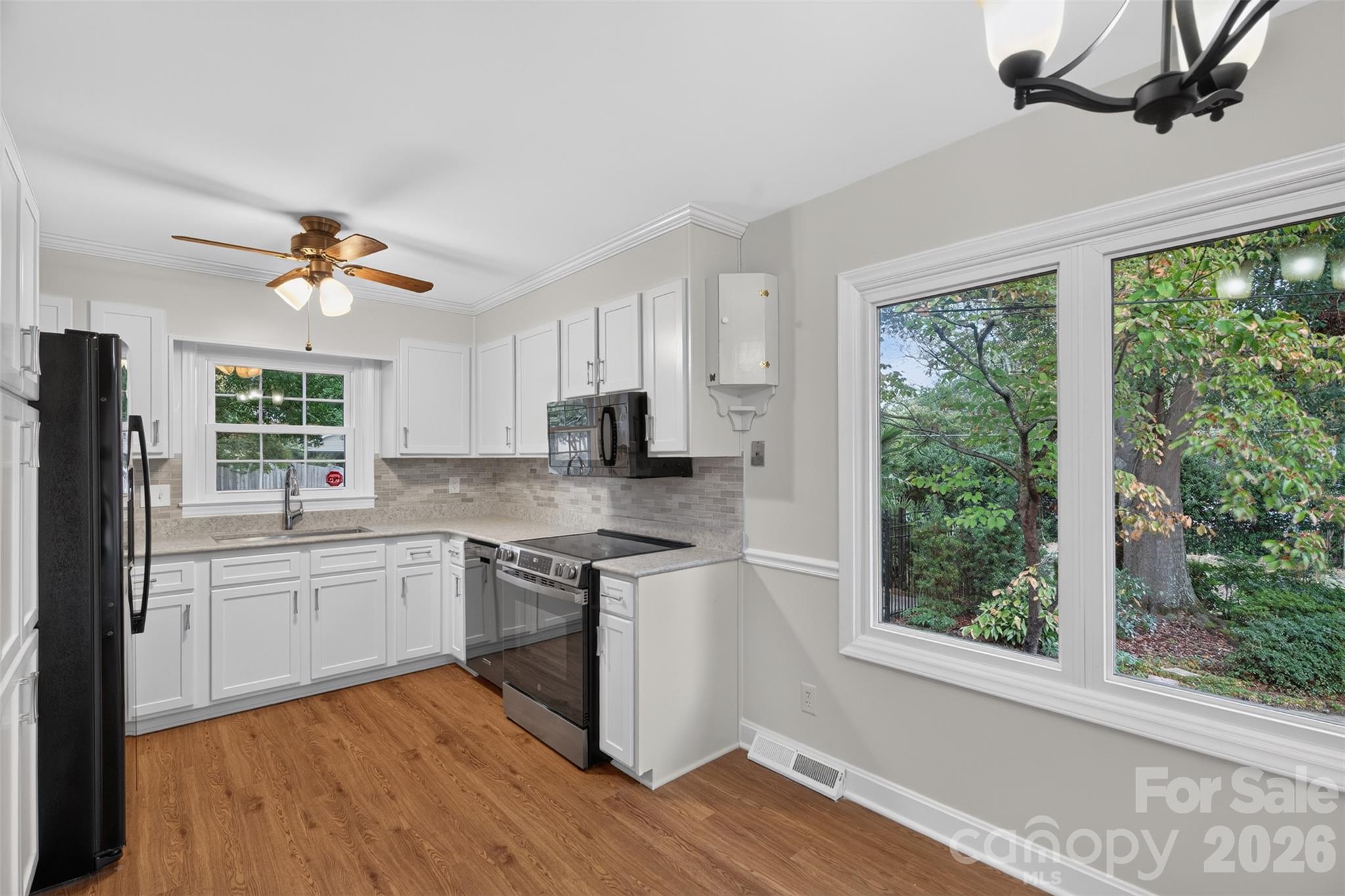 3130 Rea Road Property Photo 10