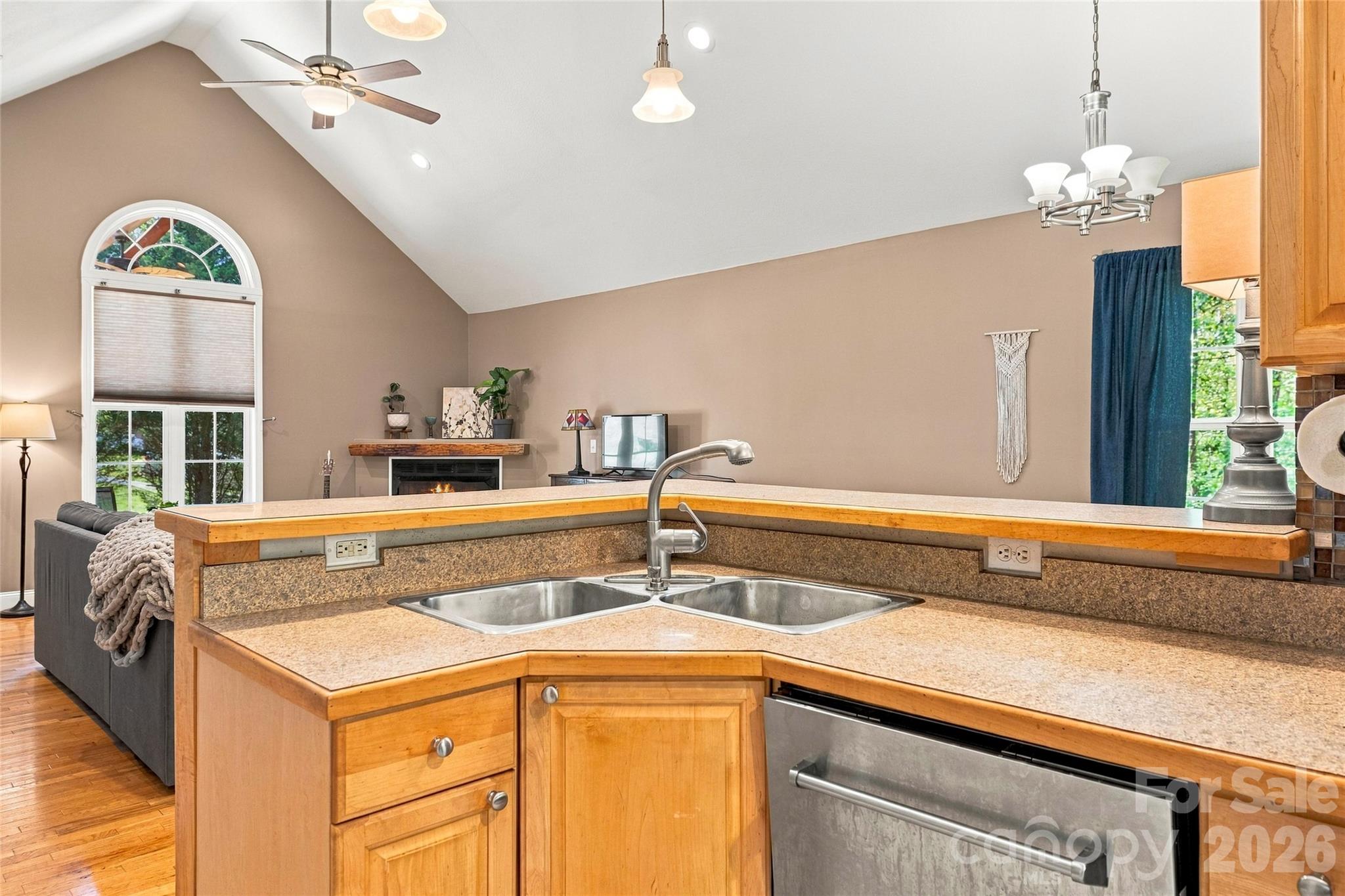 8 Maltese Lane Property Photo 4