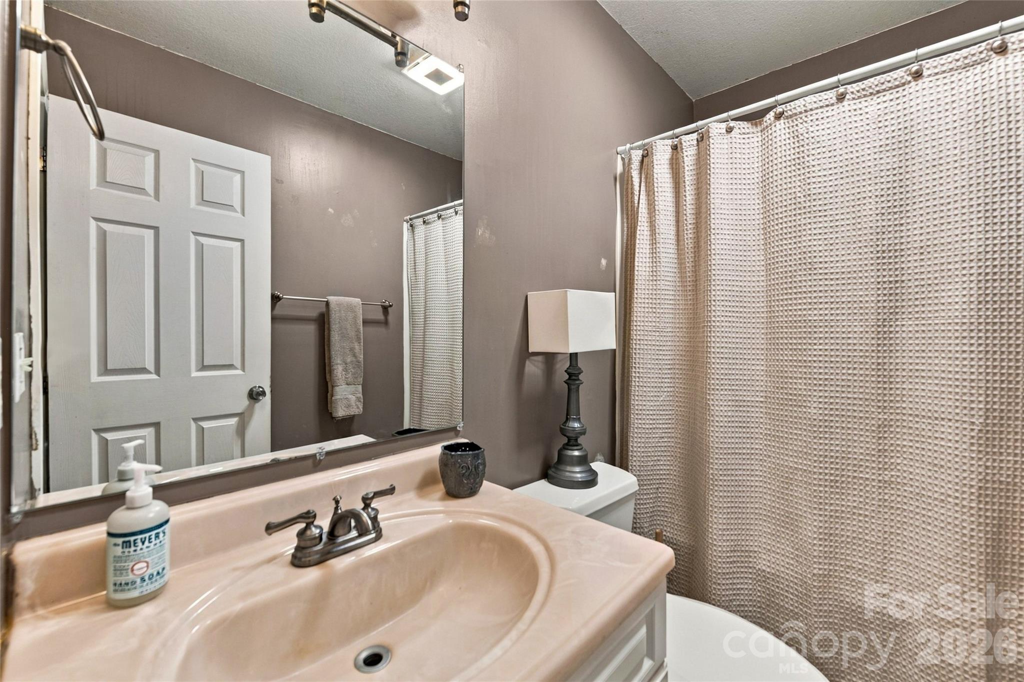 8 Maltese Lane Property Photo 12