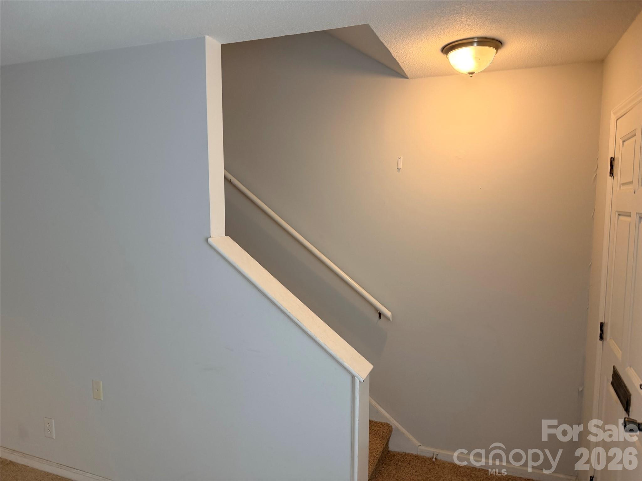 1300 Larchmont Place 202 Property Photo 5