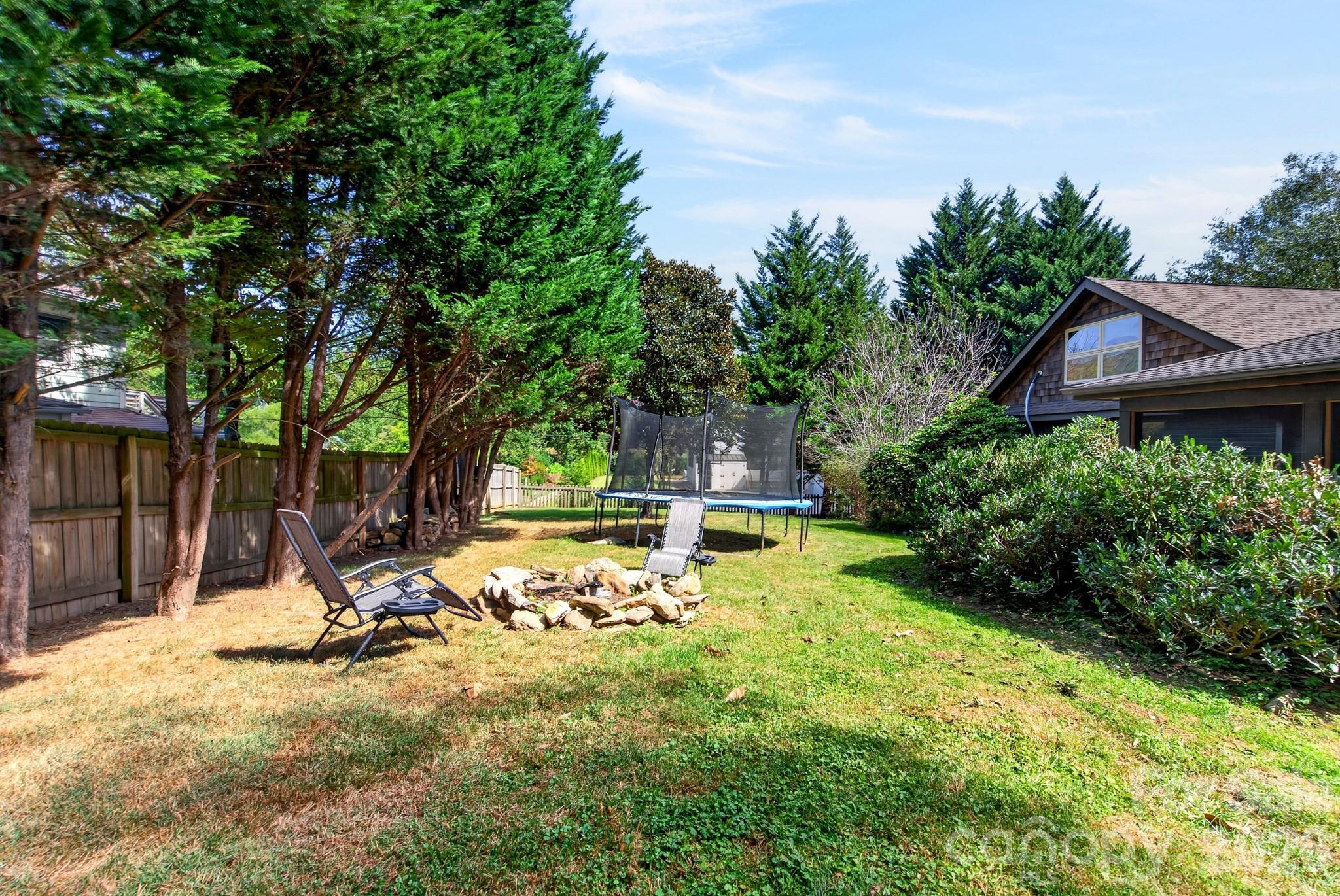 5 Inglewood Road Property Photo 37