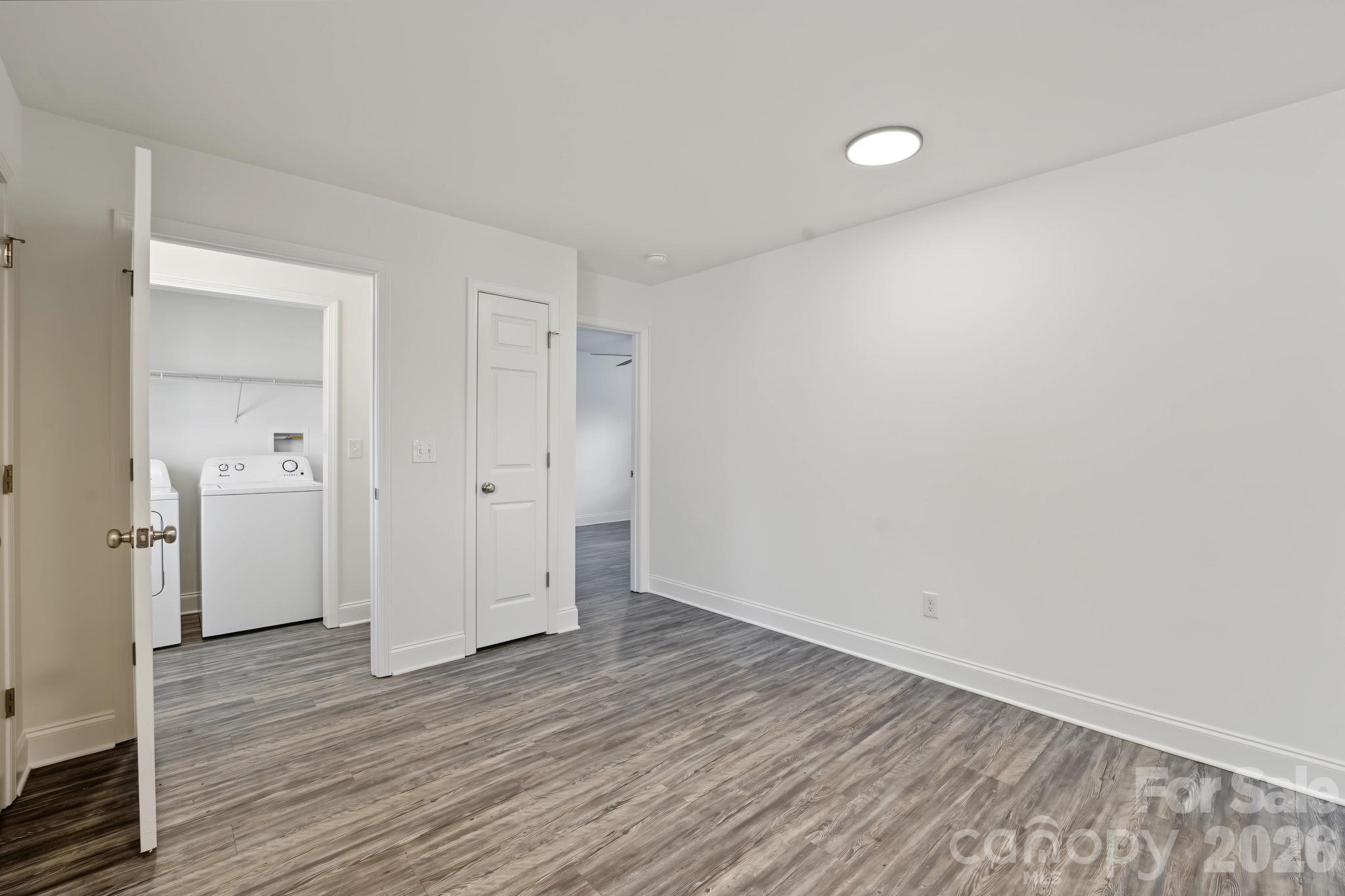 1334 Flint Hill Street Property Photo 19