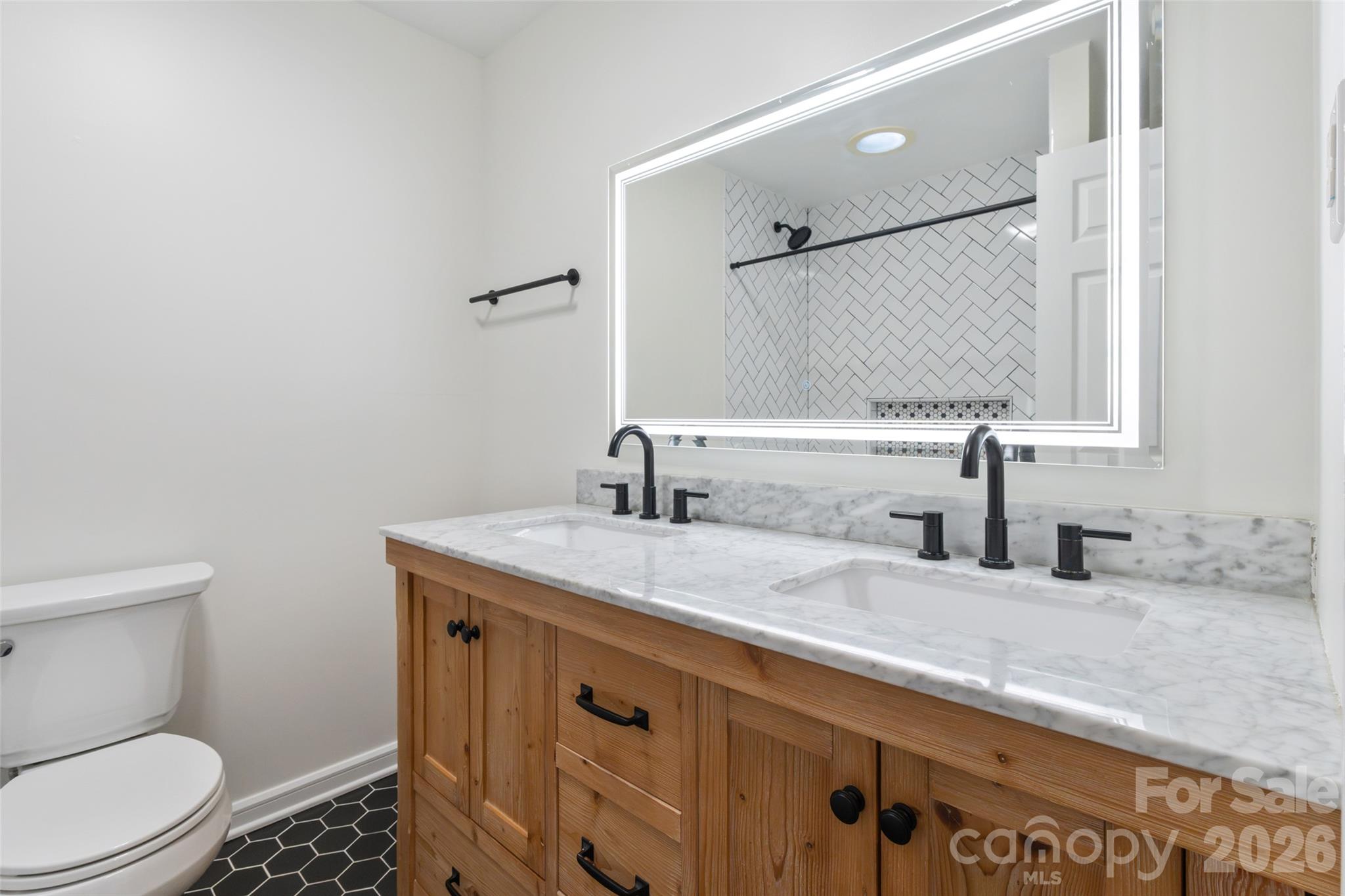 1817 Balfour Lane Property Photo 27