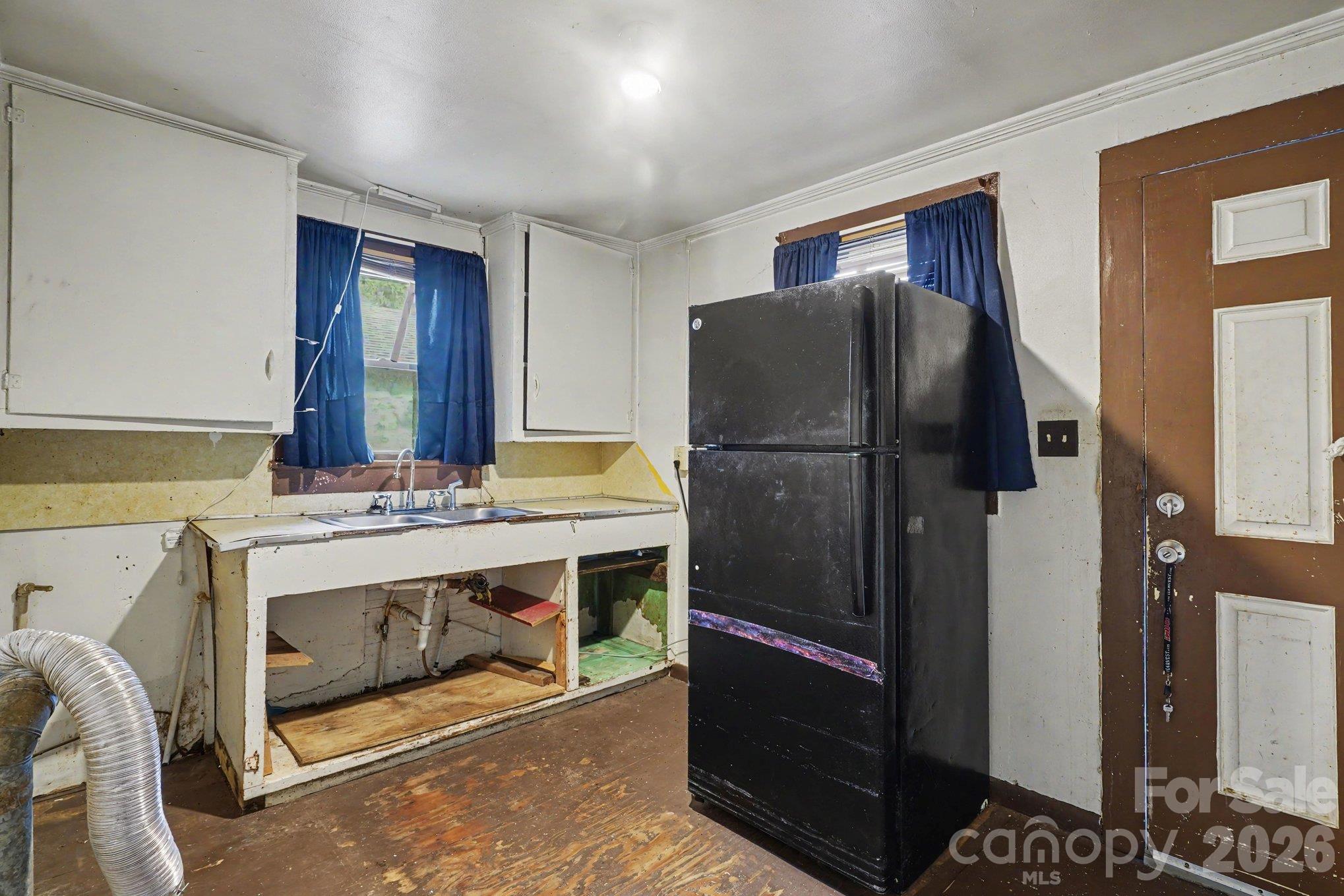 905 Skyland Street Property Photo 15