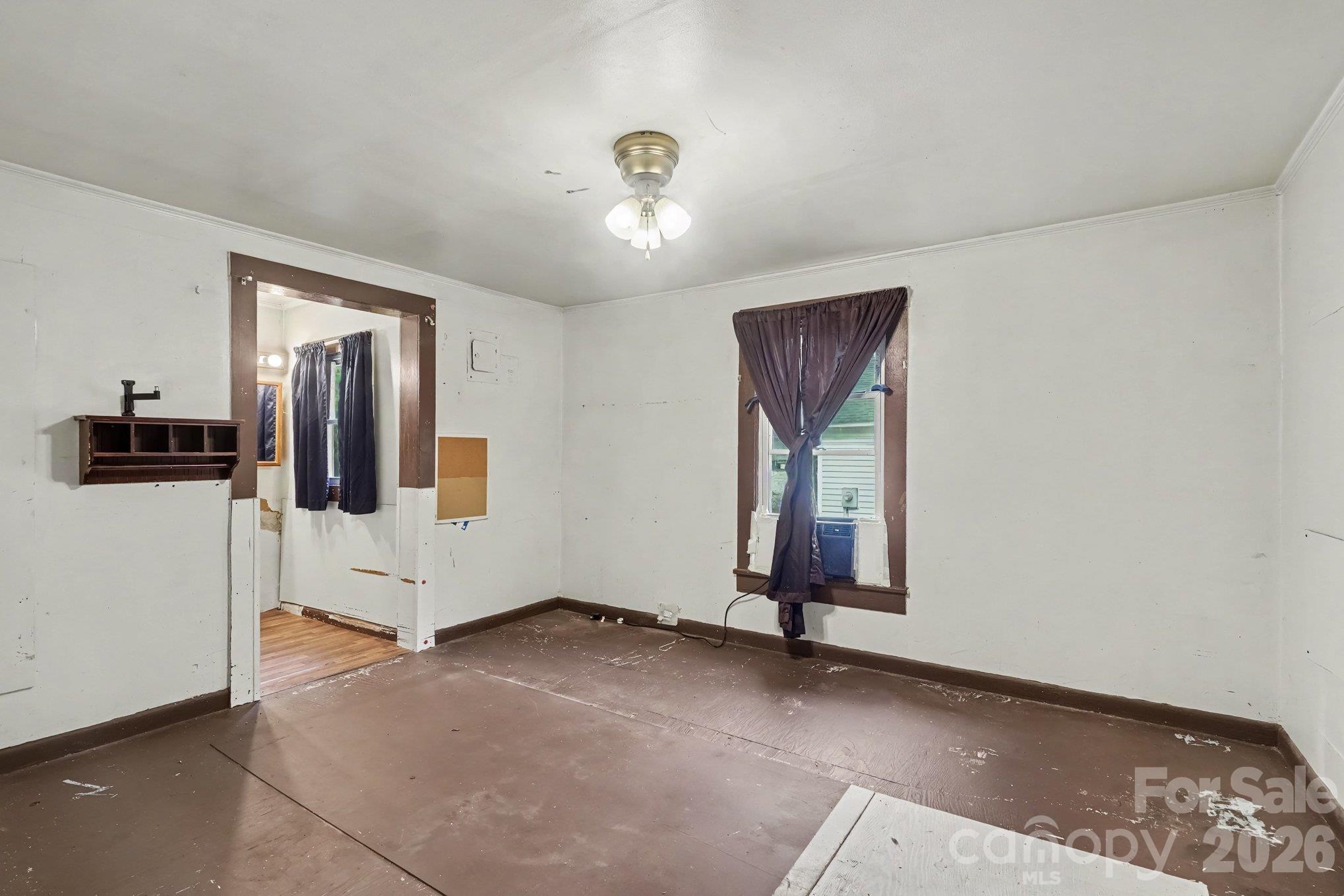905 Skyland Street Property Photo 17