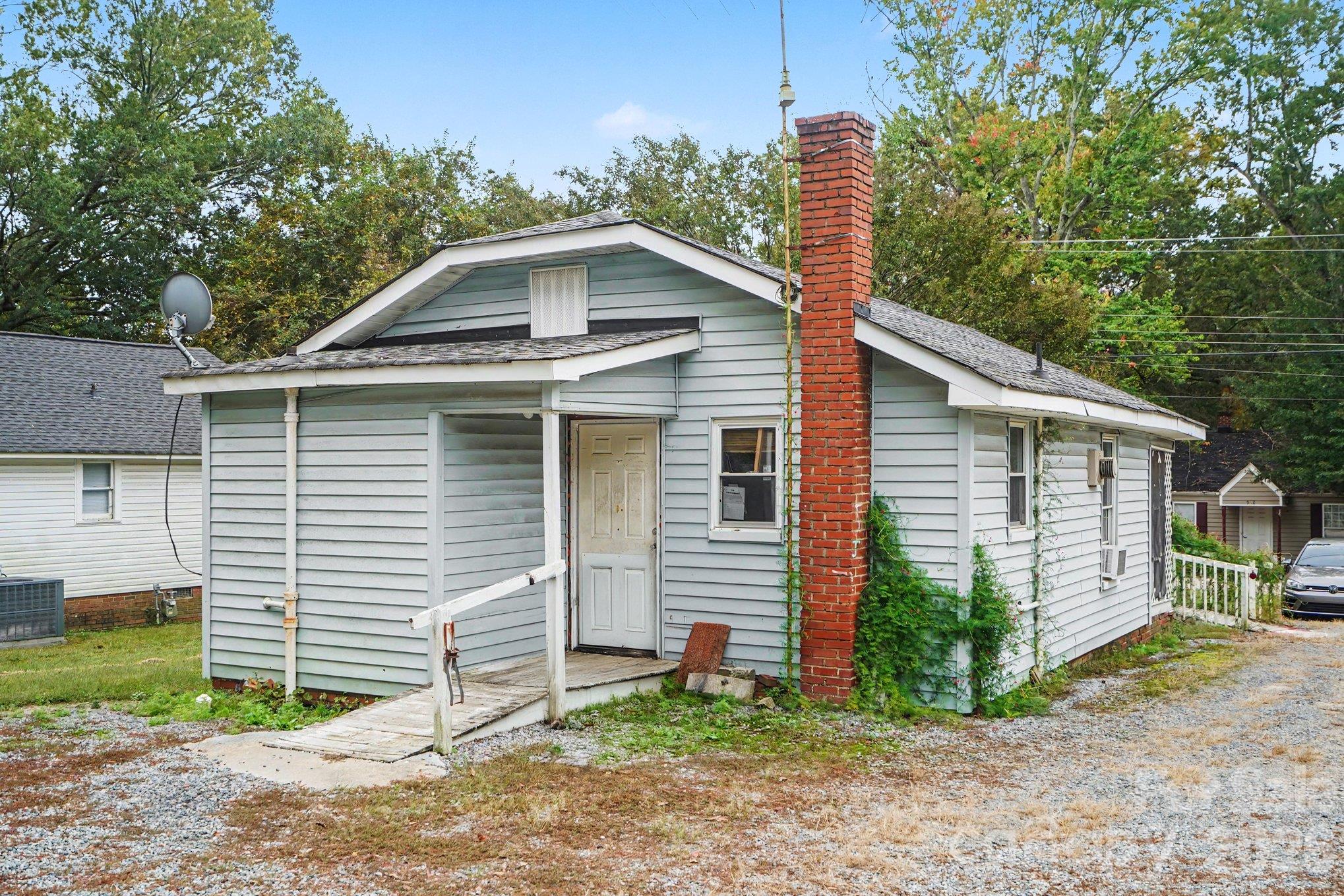 905 Skyland Street Property Photo 23