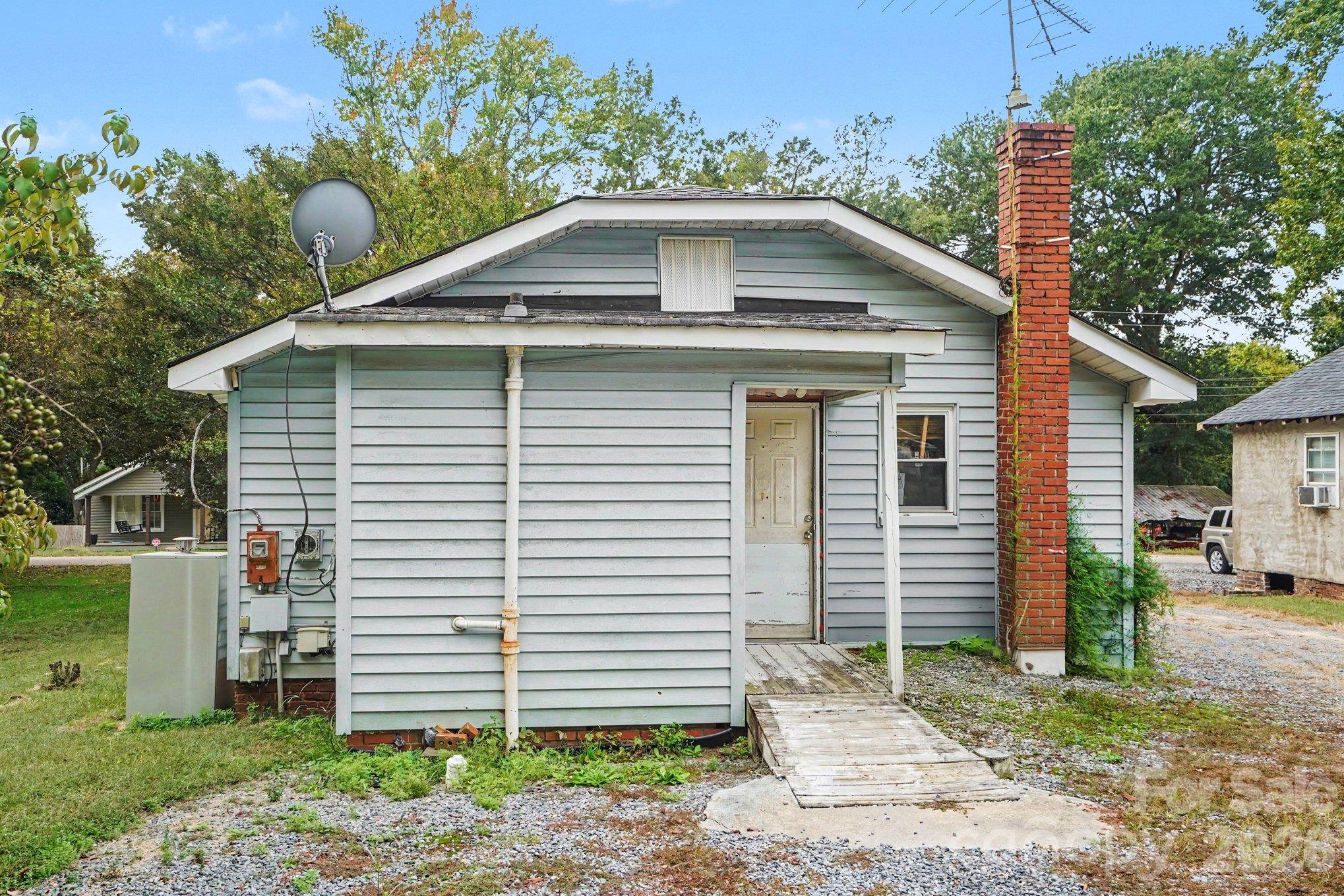 905 Skyland Street Property Photo 24